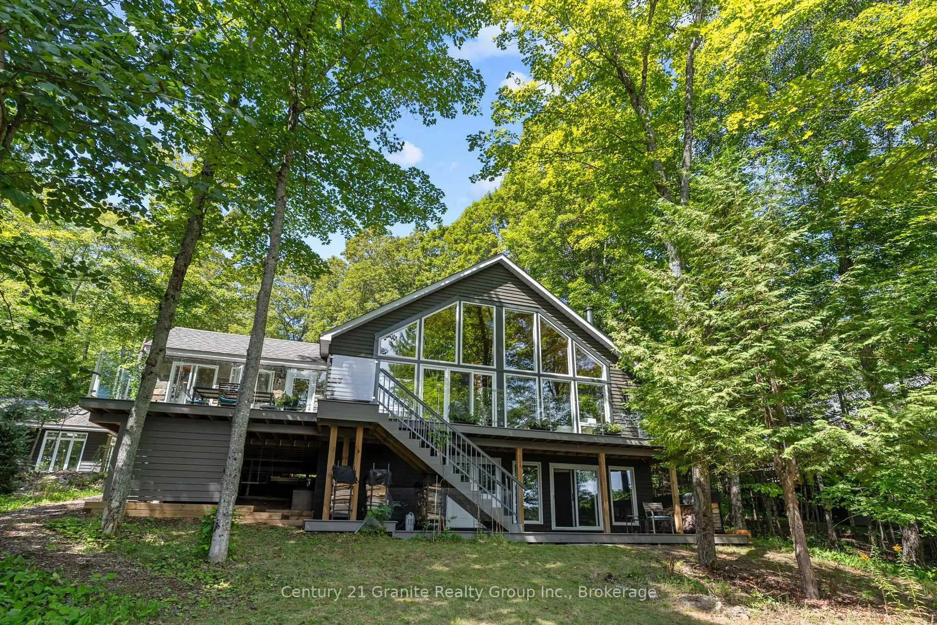 Home with vinyl exterior material, water/lake/river/ocean view for 1057 Hidden Valley Lane, Minden Hills Ontario K0M 2K0