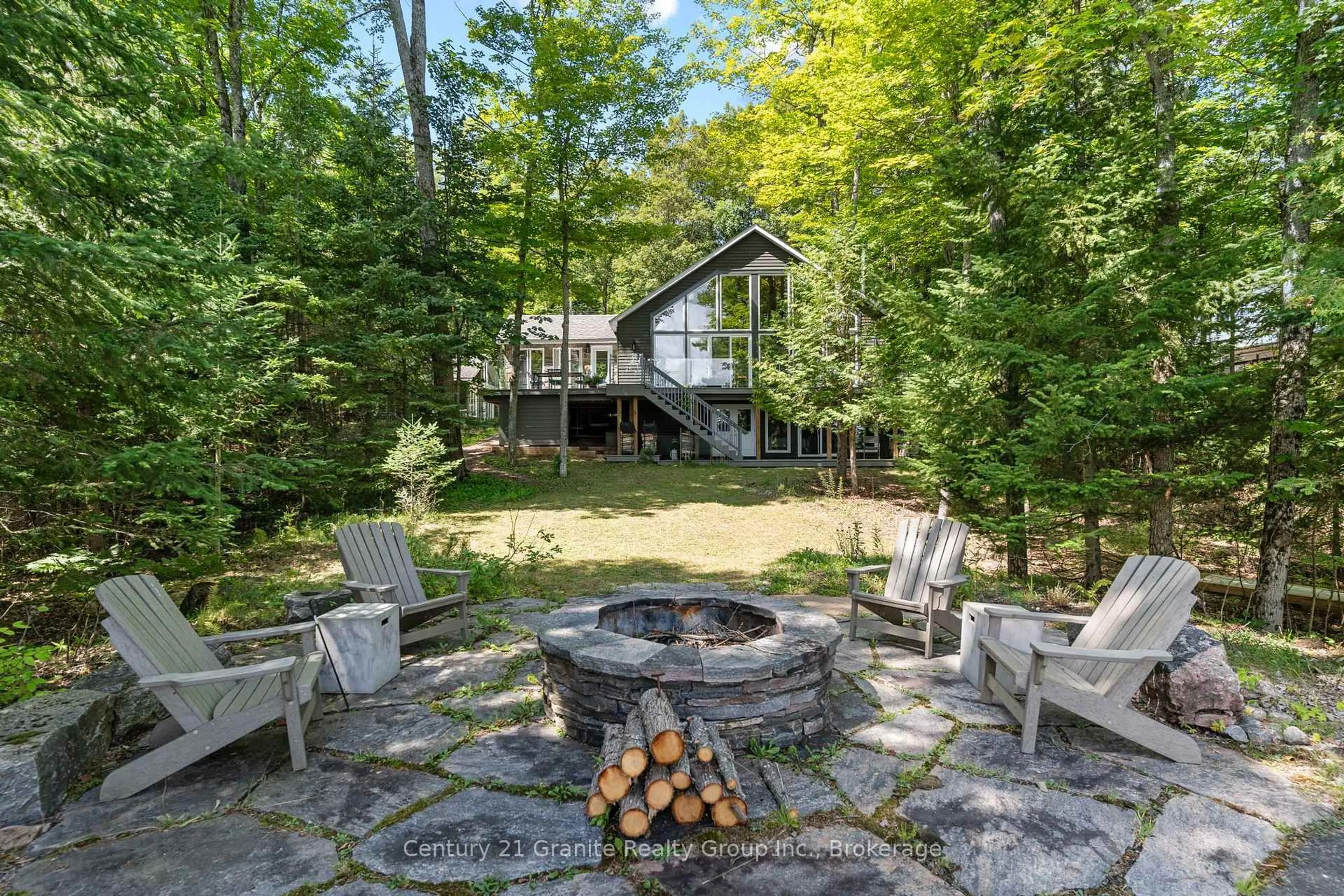 Patio, unknown for 1057 Hidden Valley Lane, Minden Hills Ontario K0M 2K0