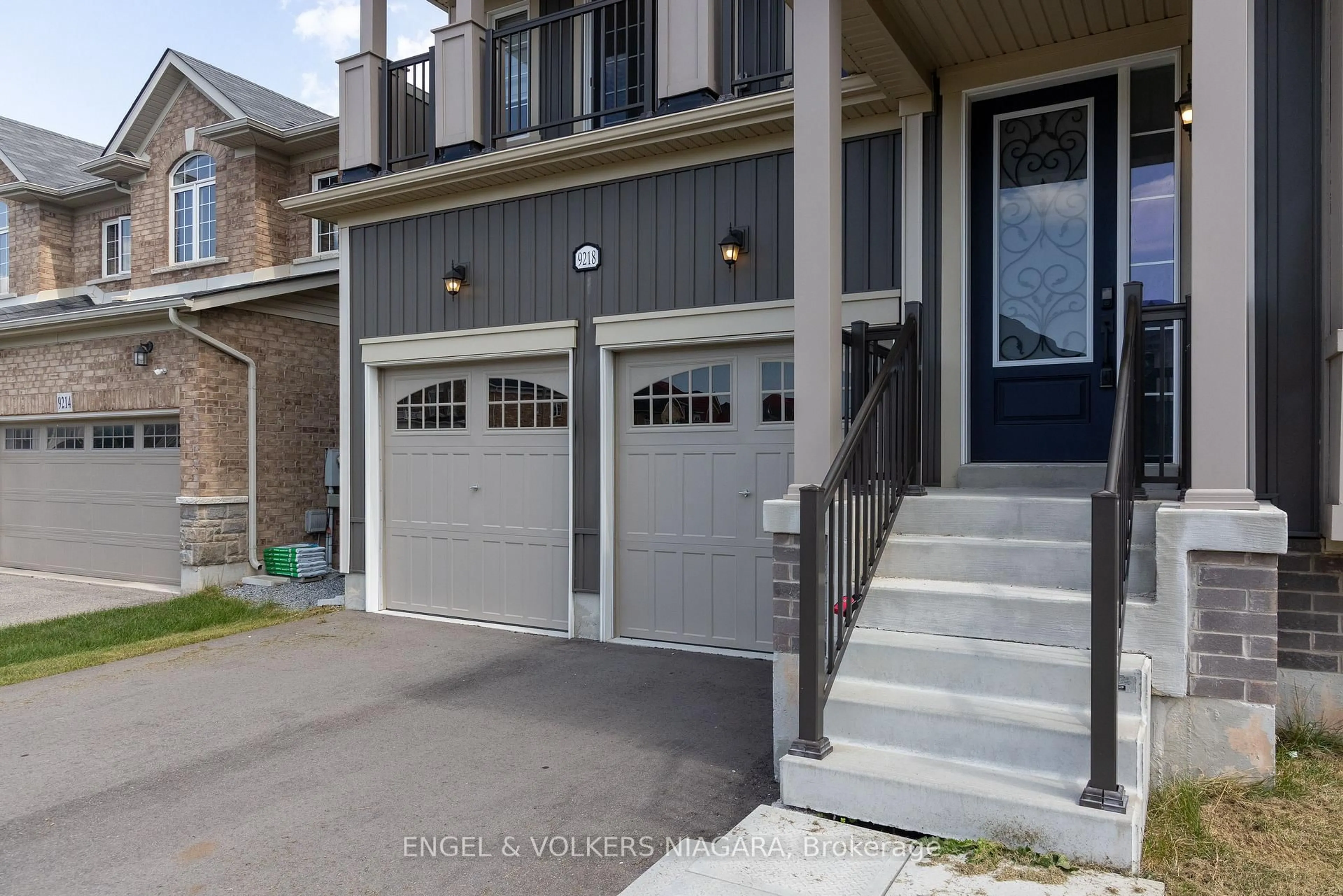 Unknown for 9218 White Oak Ave, Niagara Falls Ontario L2G 0E9
