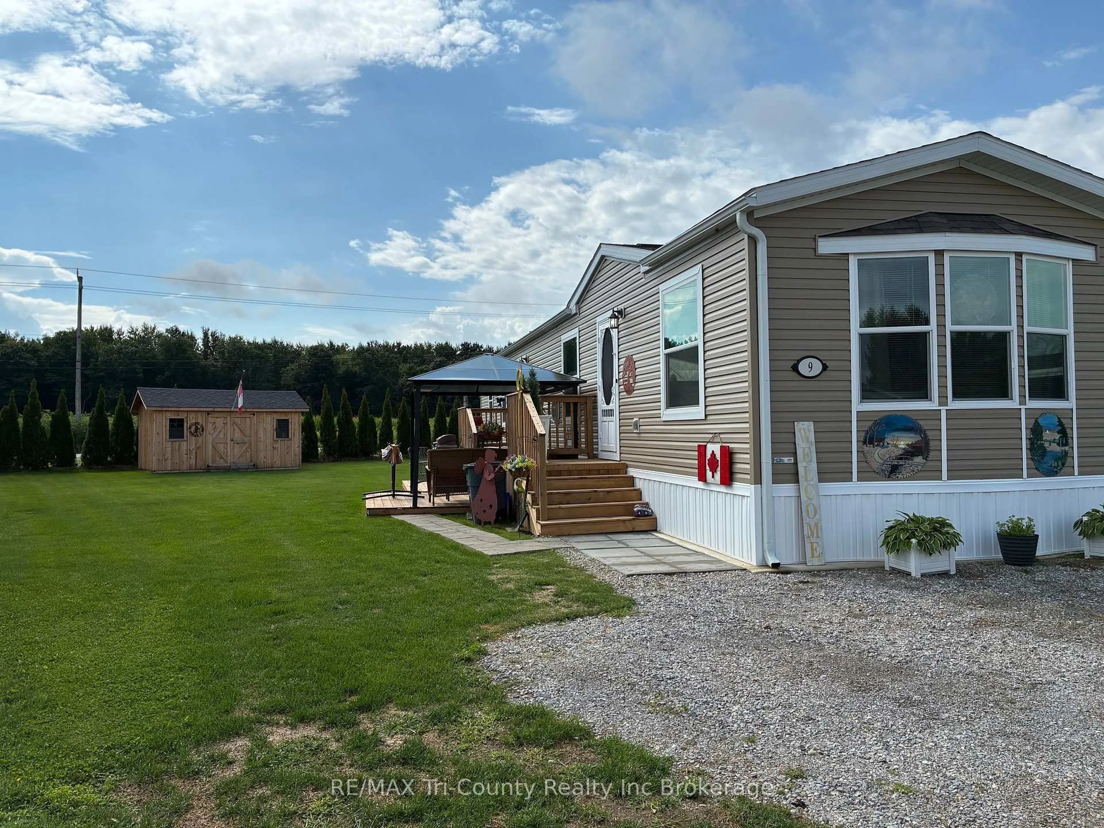 Unknown for 11981 Plank Rd, Bayham Ontario N4G 4G9