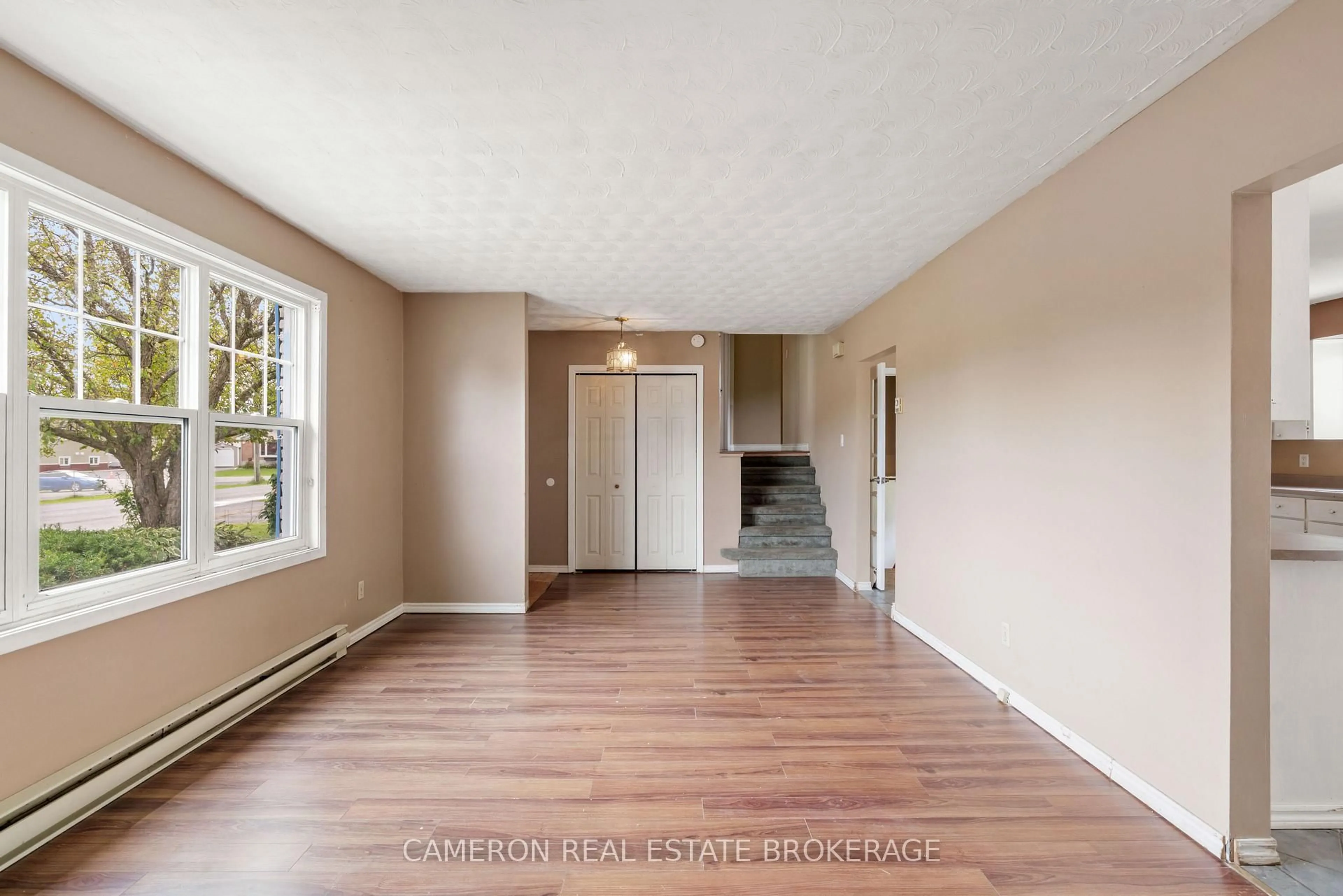 A pic of a room for 1706 Alguire St, Cornwall Ontario K6J 3N2