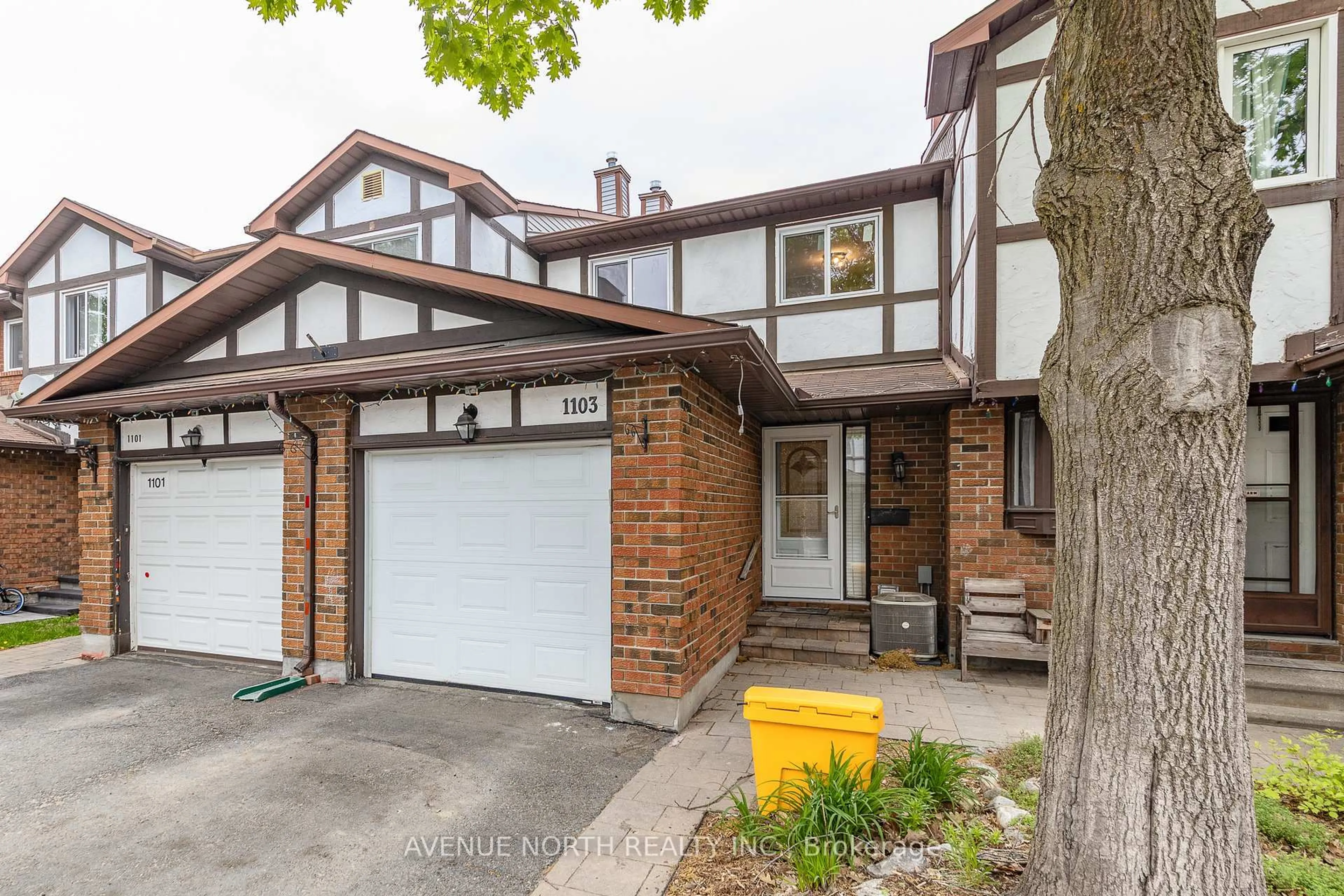 Unknown for 1103 Millwood Crt, Orleans Ontario K1C 3E9