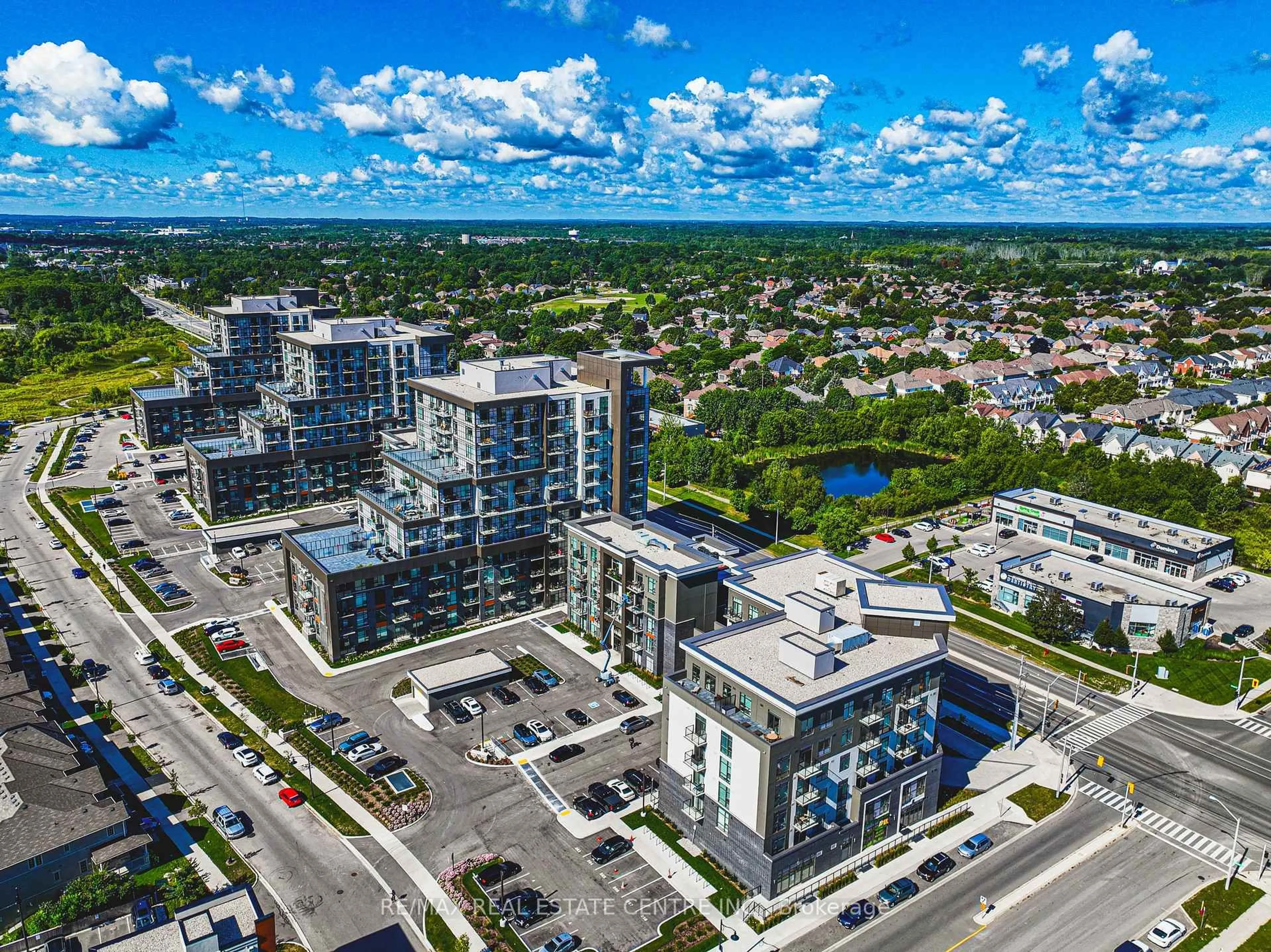 A pic from outside/outdoor area/front of a property/back of a property/a pic from drone, city buildings view from balcony for 470 Dundas St #1202, Hamilton Ontario L8B 2A6