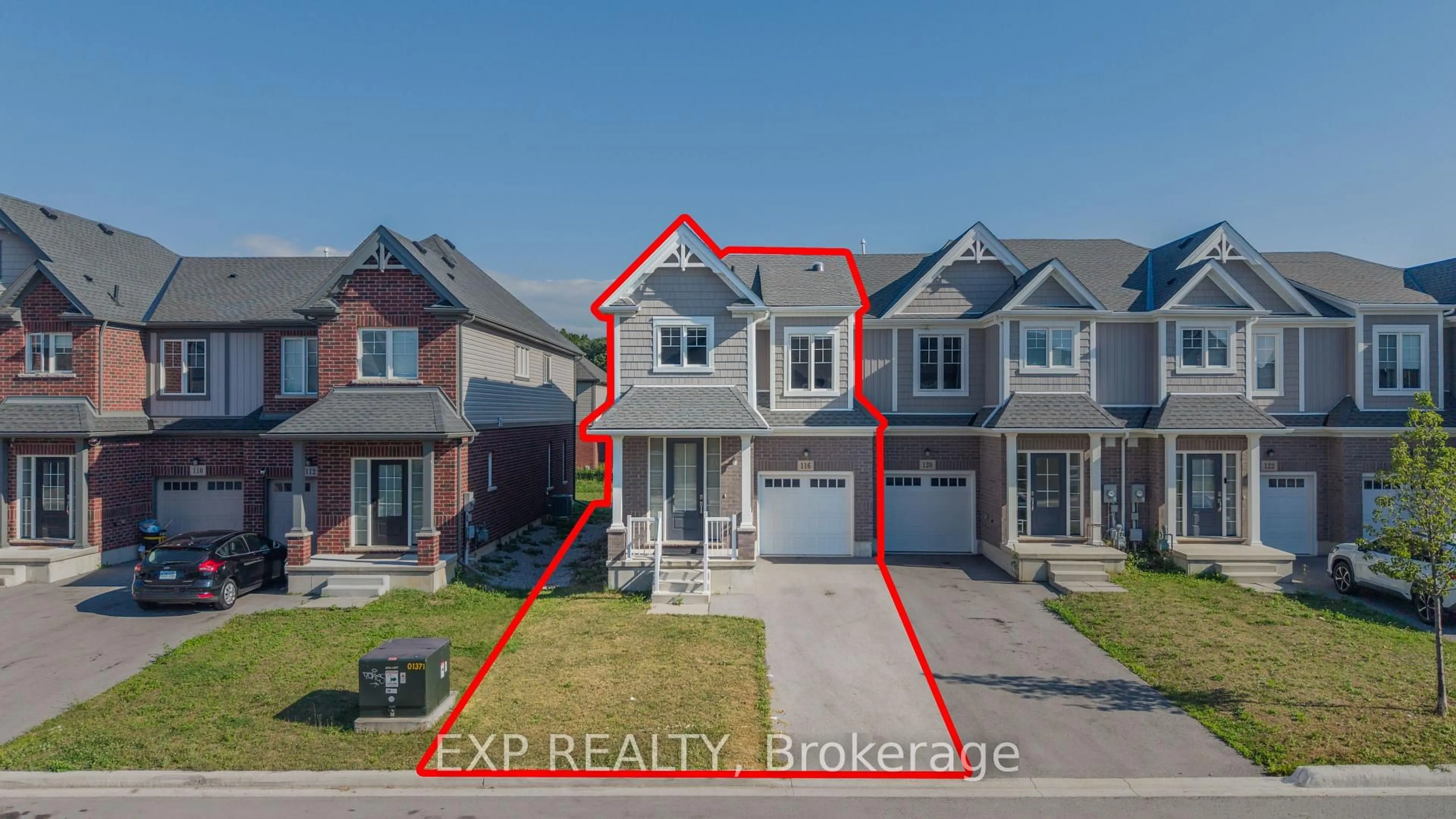 A pic from outside/outdoor area/front of a property/back of a property/a pic from drone, street for 116 Bur Oak Dr, Thorold Ontario L2V 0L8