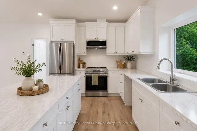 1232 518 Highway, Seguin 5