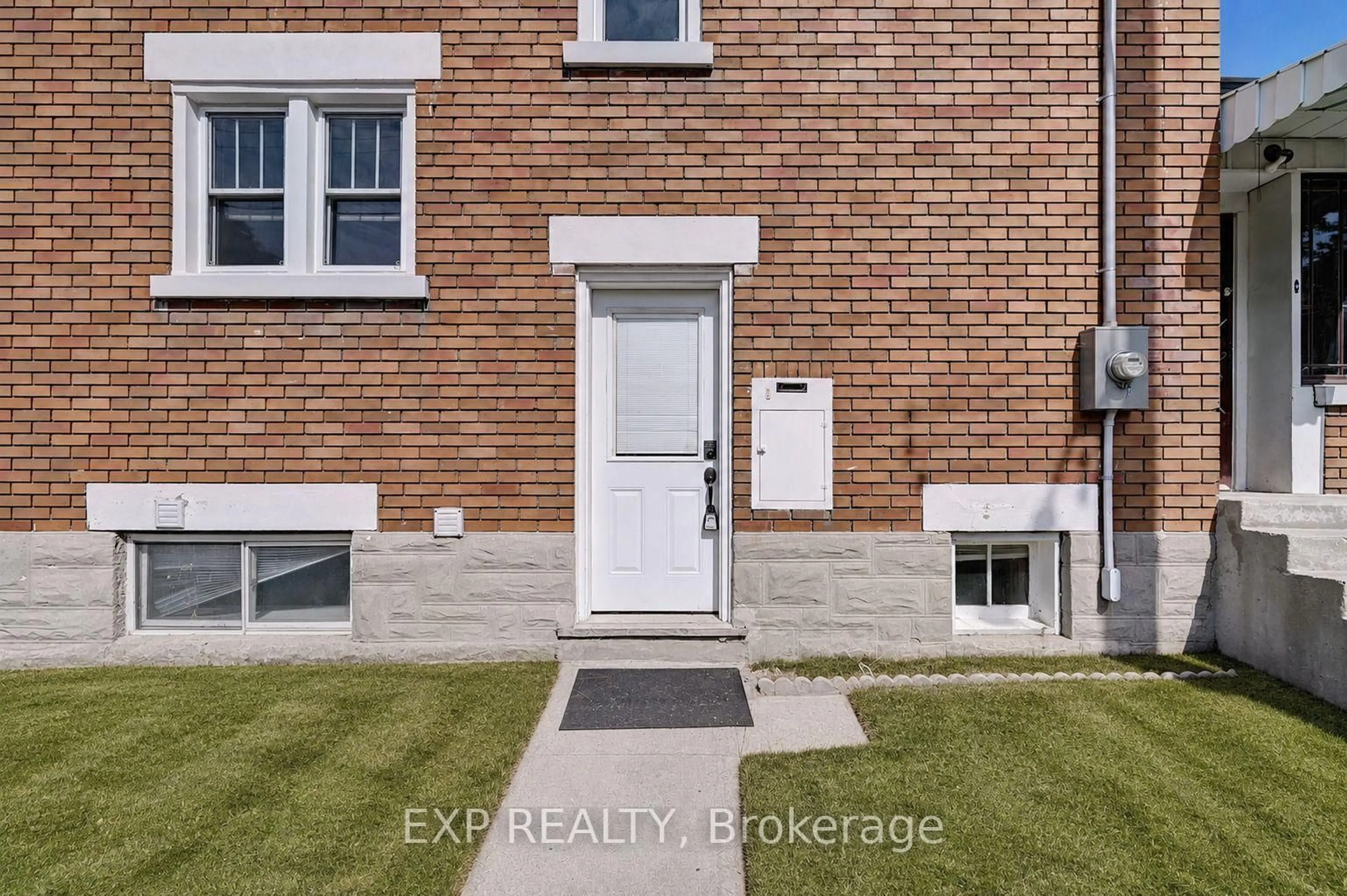 Unknown for 147 Courtland Ave, Kitchener Ontario N2G 2T9