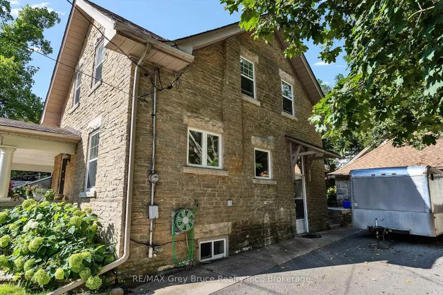 772 3rd Ave, Owen Sound 3