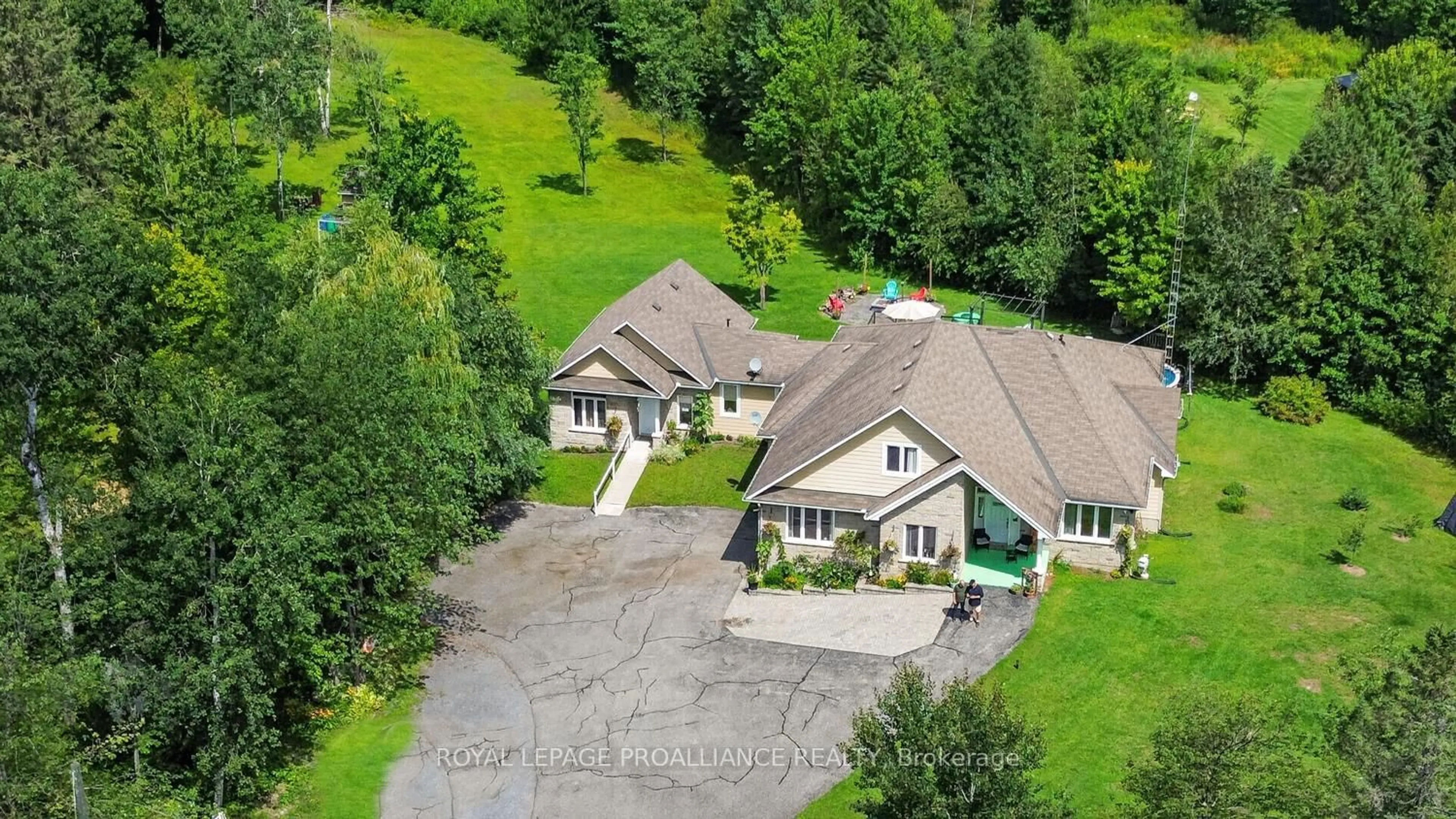 A pic from outside/outdoor area/front of a property/back of a property/a pic from drone, mountain view for 1476 Calypso St, The Nation Ontario K0A 1M0
