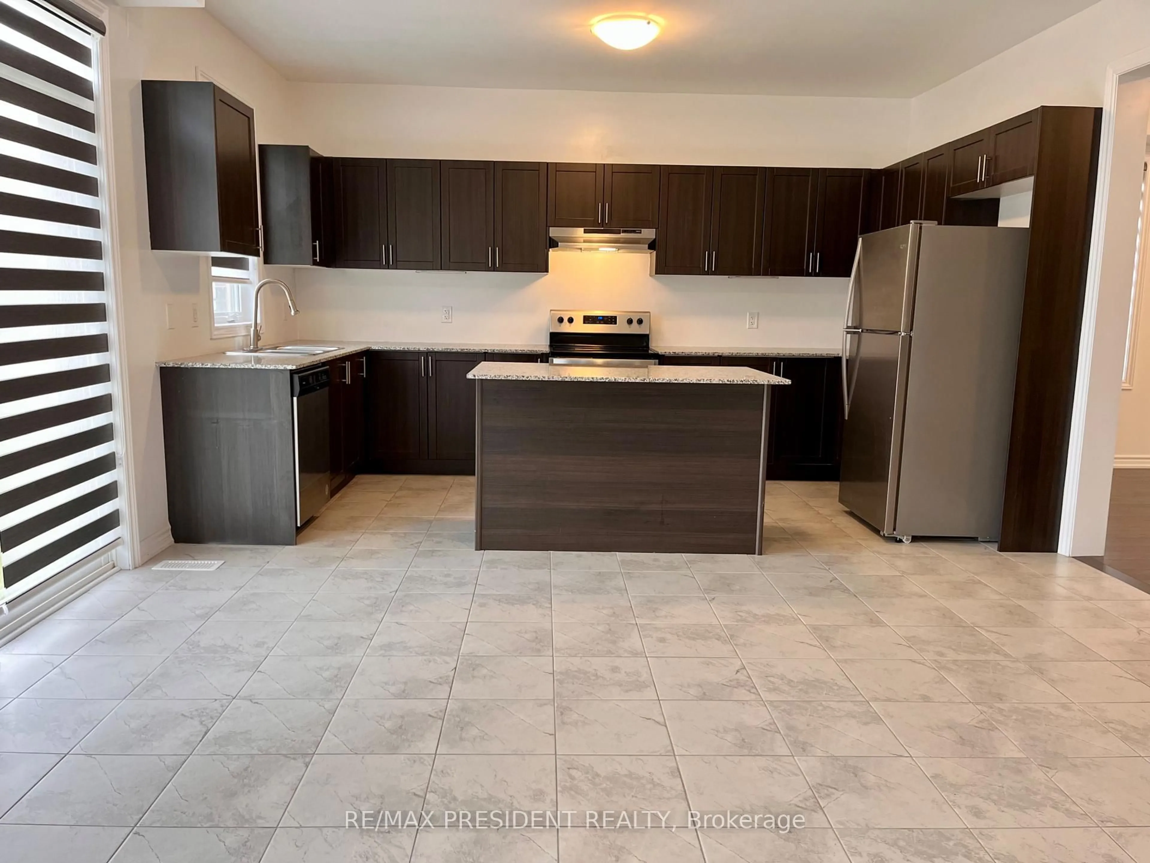 Open concept kitchen, ceramic/tile floor for 39 Aitchison Ave, Southgate Ontario N0C 1B0