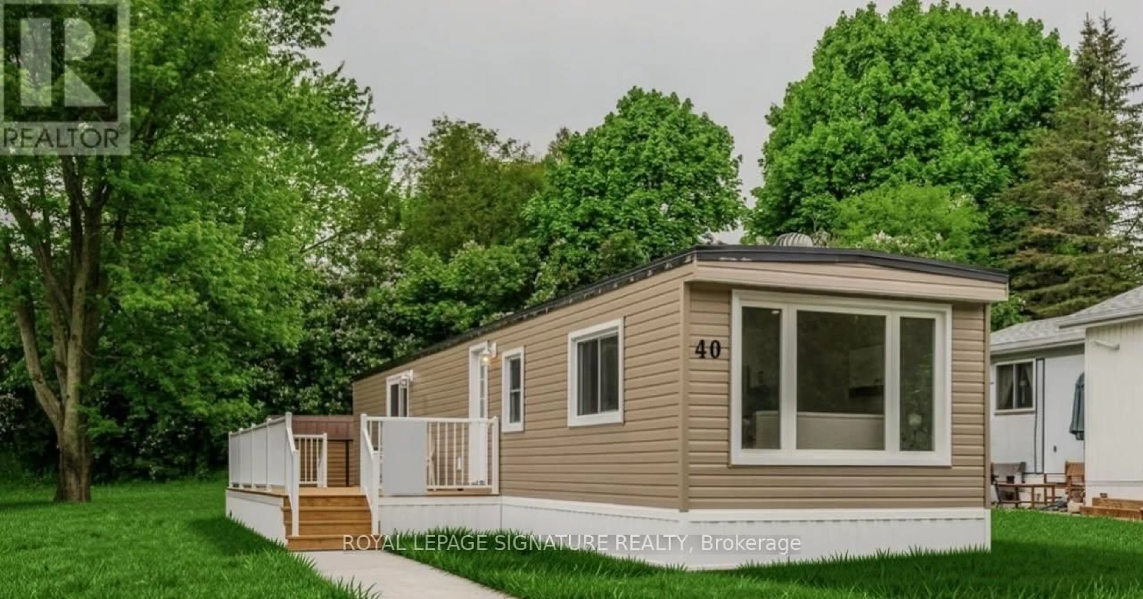 Home with vinyl exterior material, street for 1294 8th Concession Rd #40, Hamilton Ontario N0B 2J0