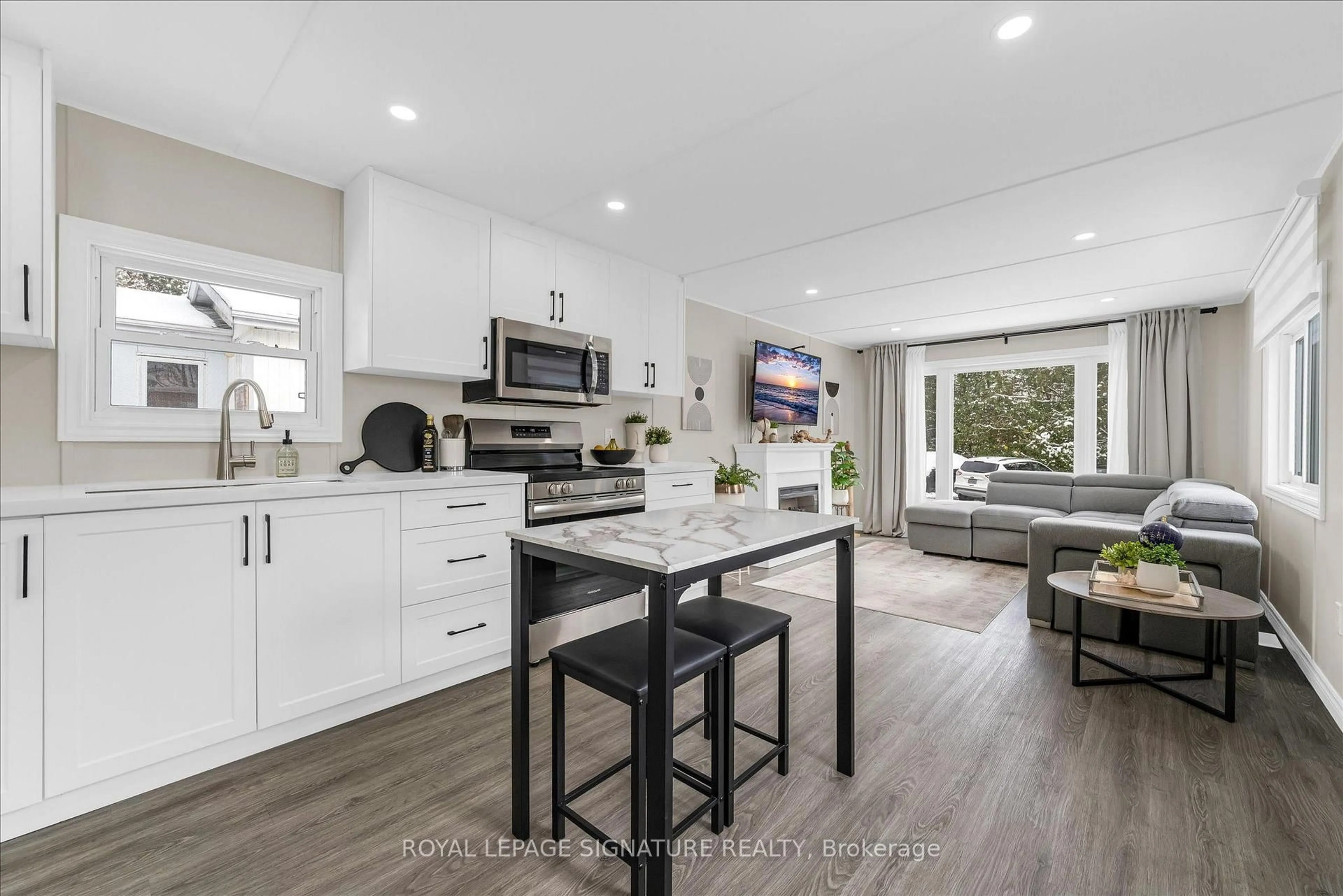 Open concept kitchen, unknown for 1294 8th Concession Rd #40, Hamilton Ontario N0B 2J0
