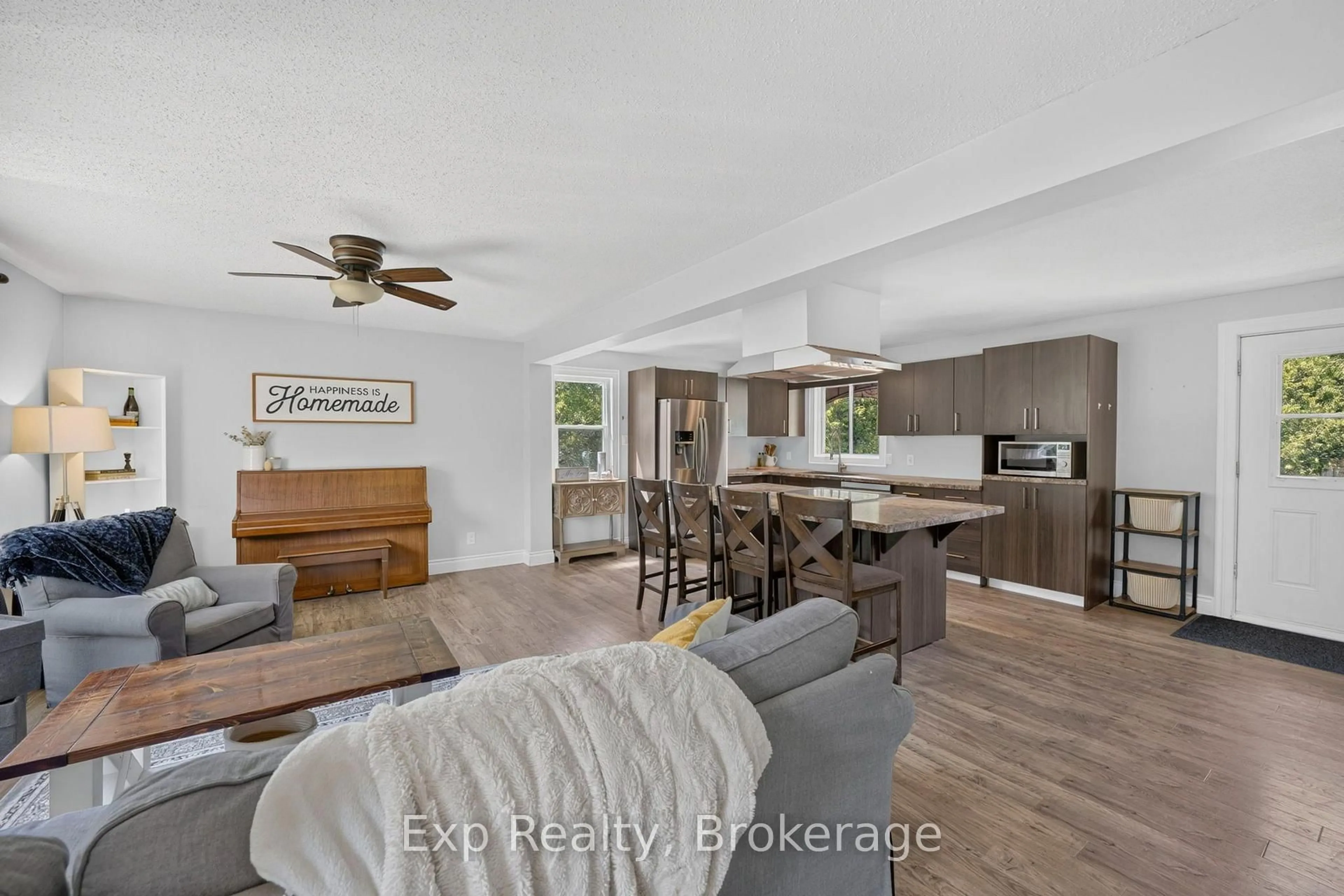 Open concept kitchen, unknown for 1901 Hollowview Rd, Stirling Ontario K0K 3E0