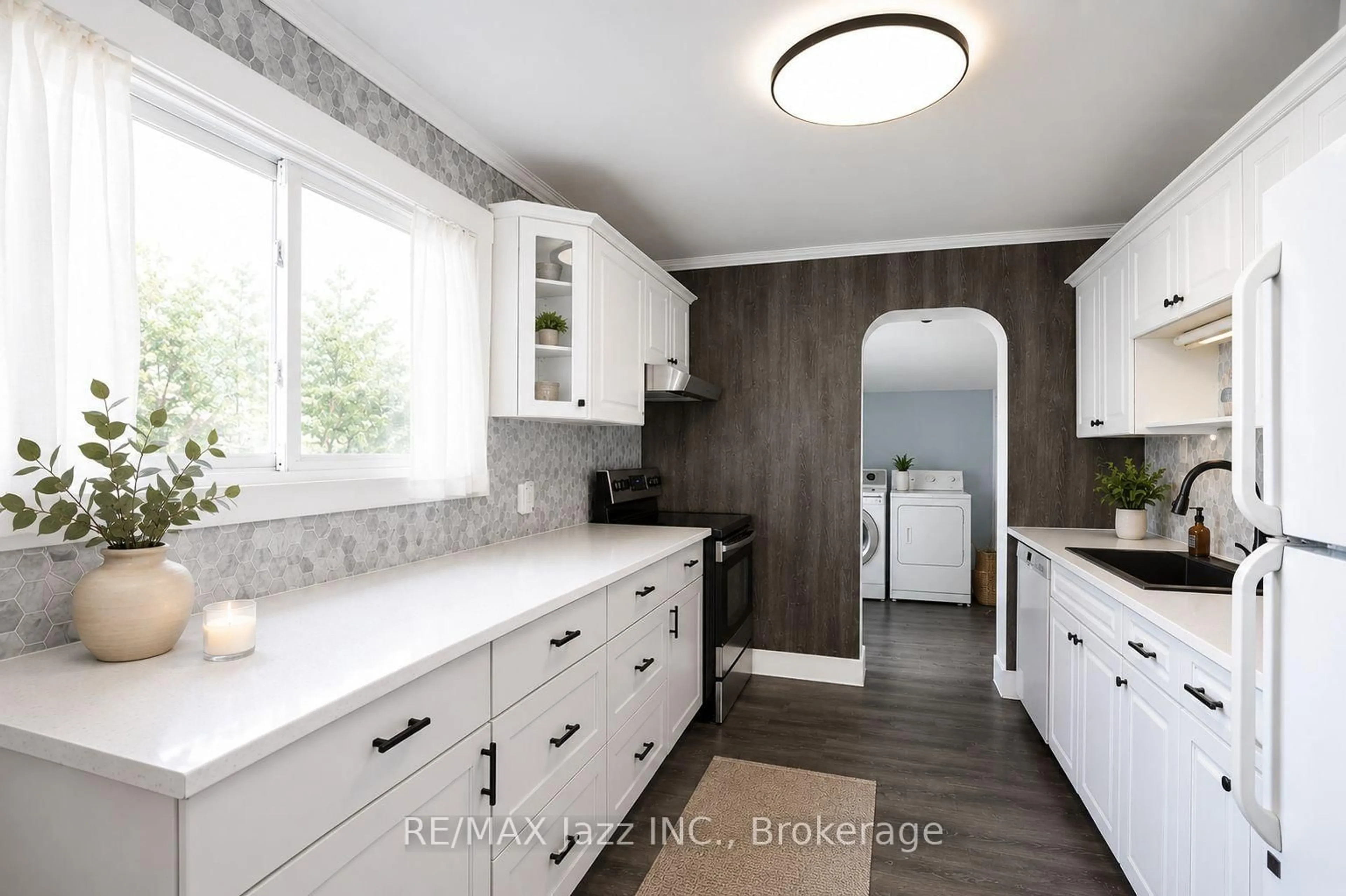 Contemporary kitchen, ceramic/tile floor for 159 Byron St, Quinte West Ontario K8V 2Y7