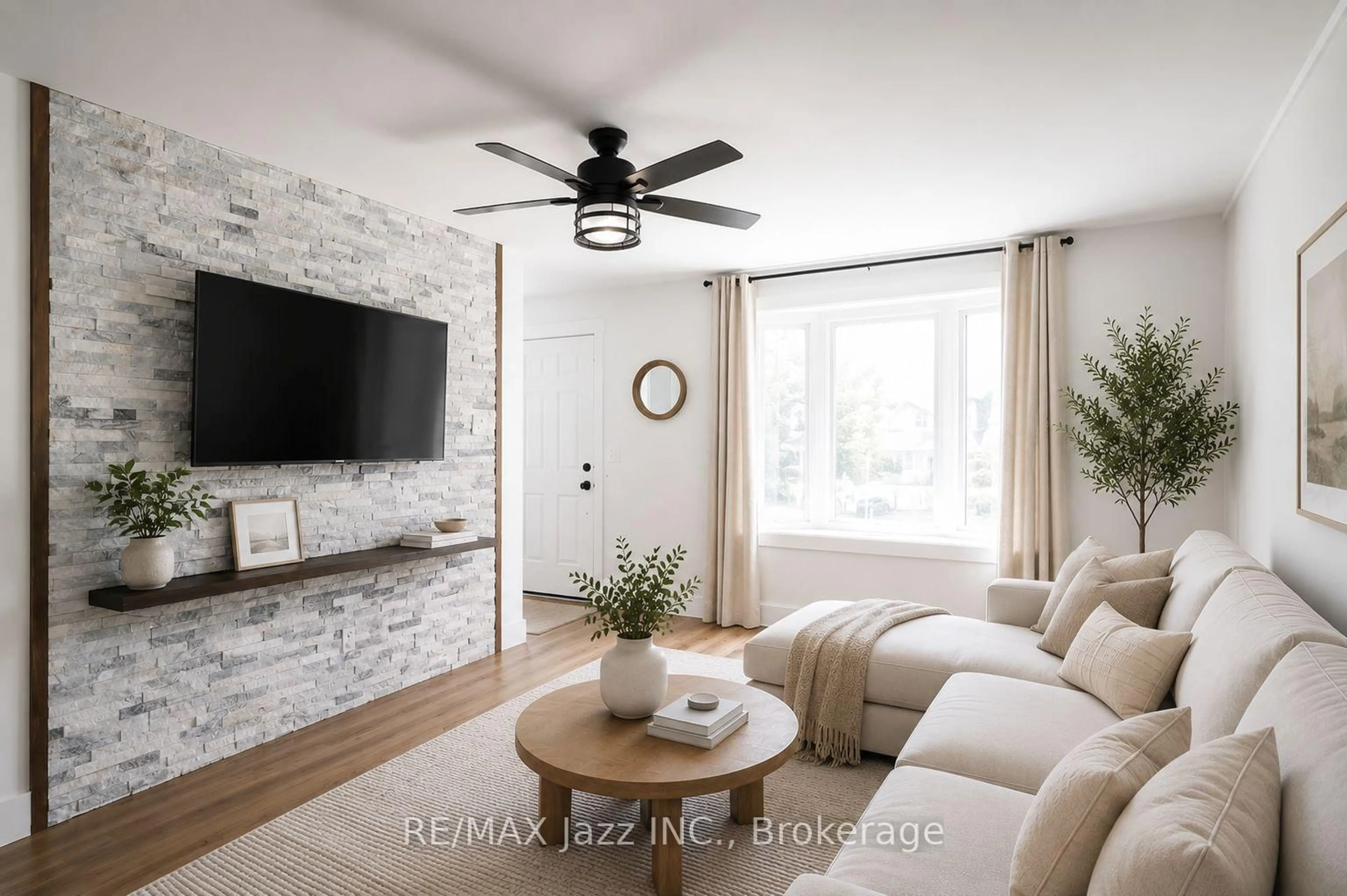 Living room with furniture, unknown for 159 Byron St, Quinte West Ontario K8V 2Y7