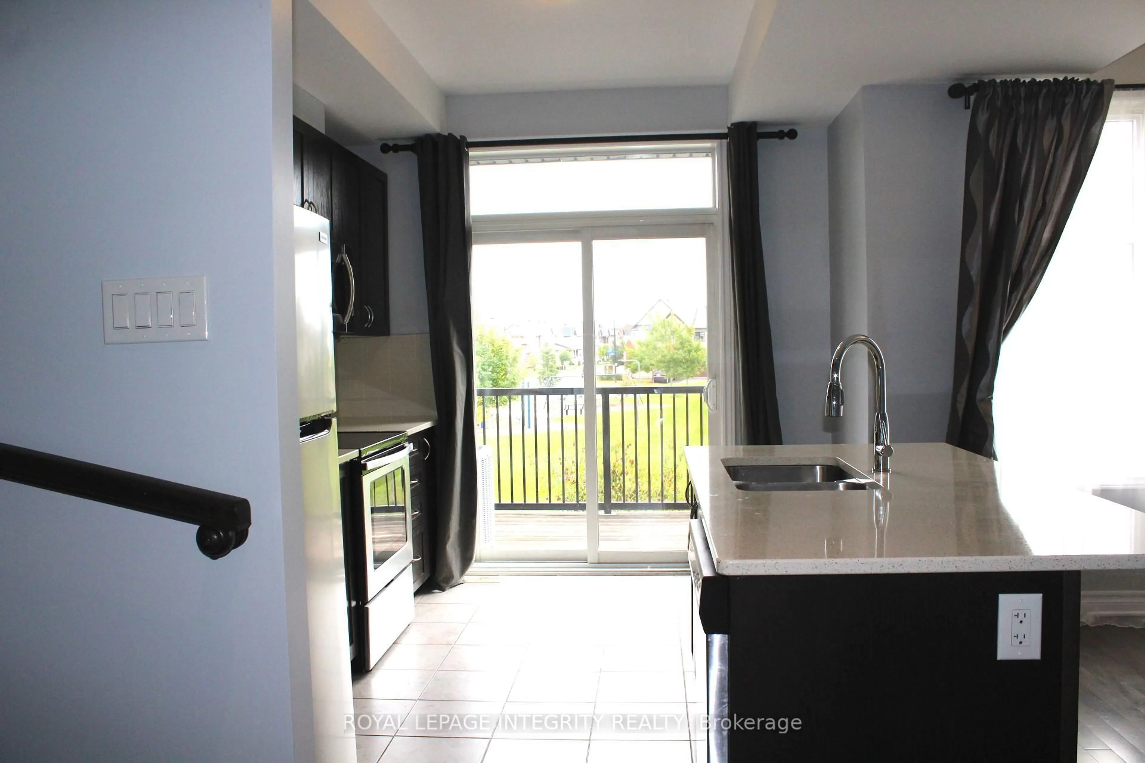 Unknown for 228 Halyard Way, Ottawa Ontario K2S 1B9