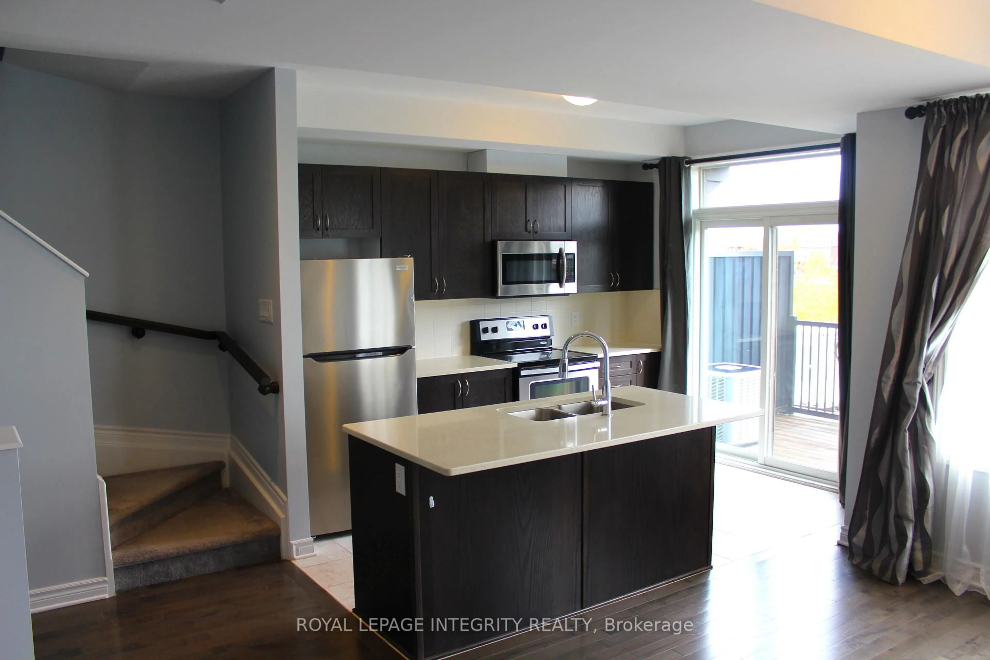 Open concept kitchen, unknown for 228 Halyard Way, Ottawa Ontario K2S 1B9