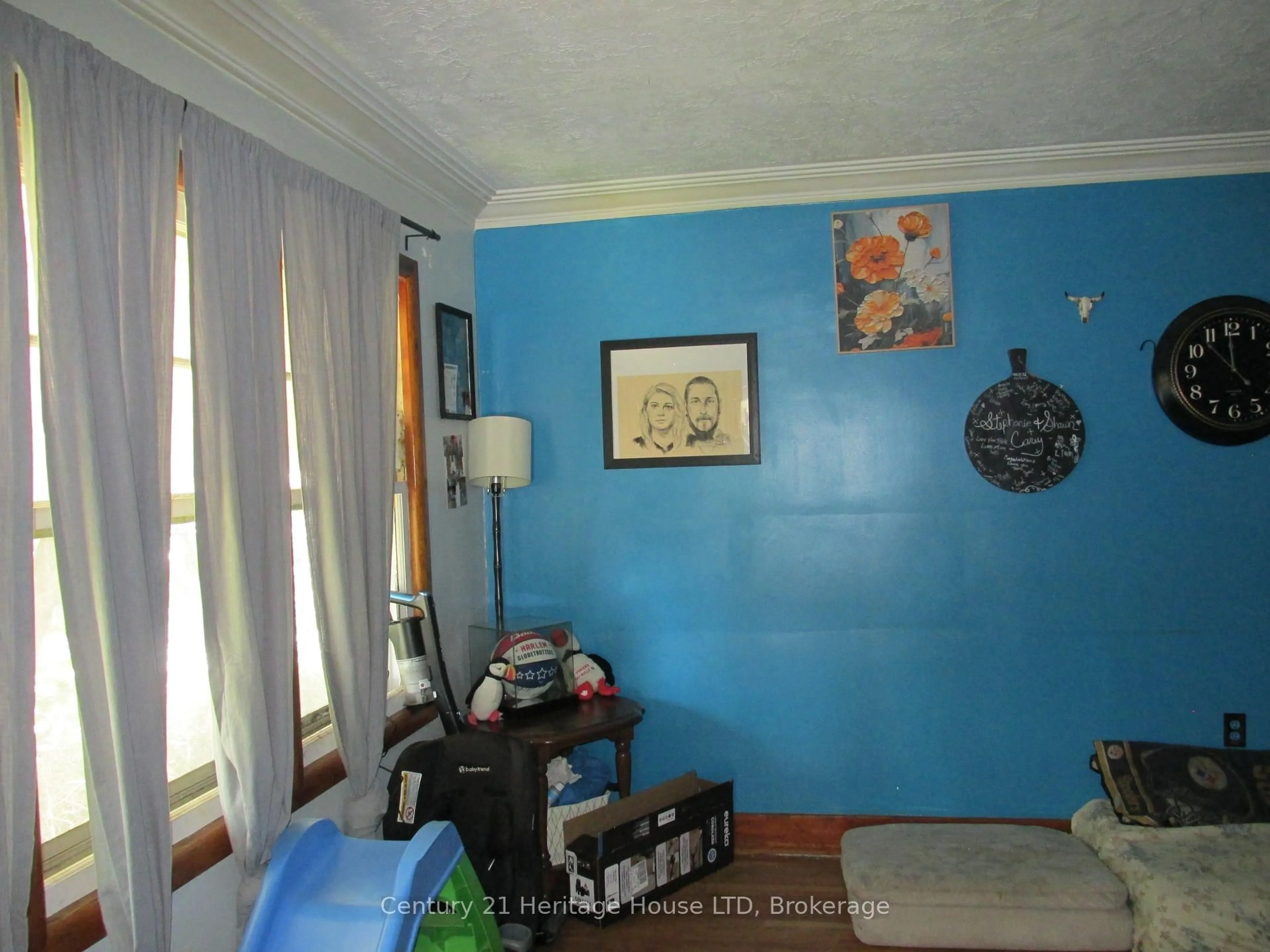 A pic of a room for 3 Melba Rd, St. Catharines Ontario L2M 4P5