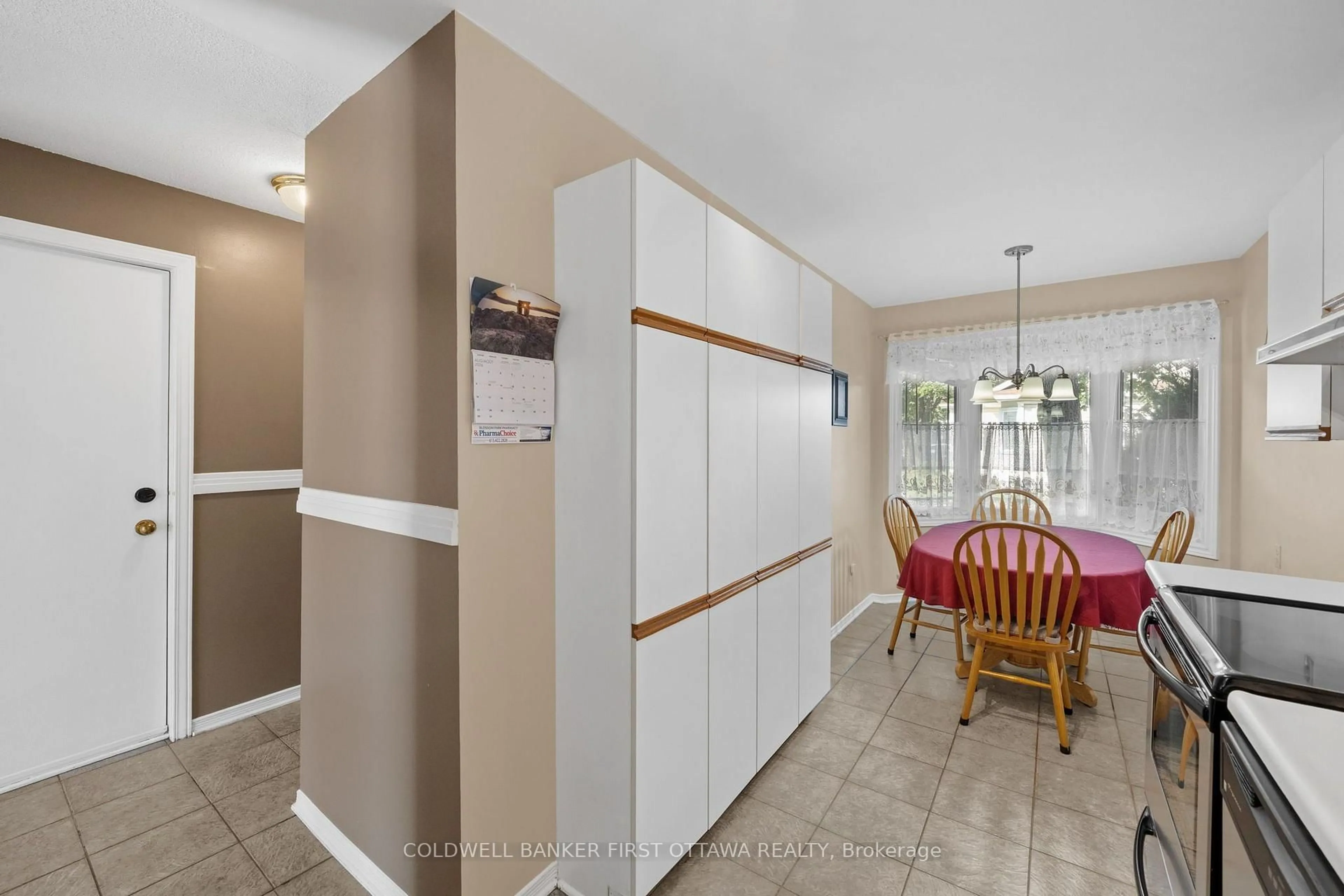 Unknown for 3004 VICTORIA HEIGHTS Cres, Ottawa Ontario K1T 3M7
