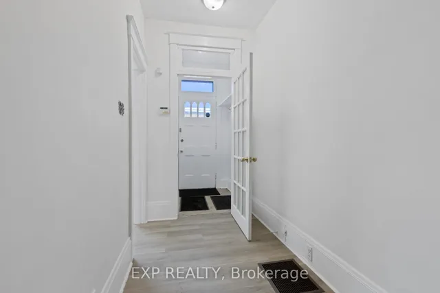292-294 Clarence St, Ottawa 4