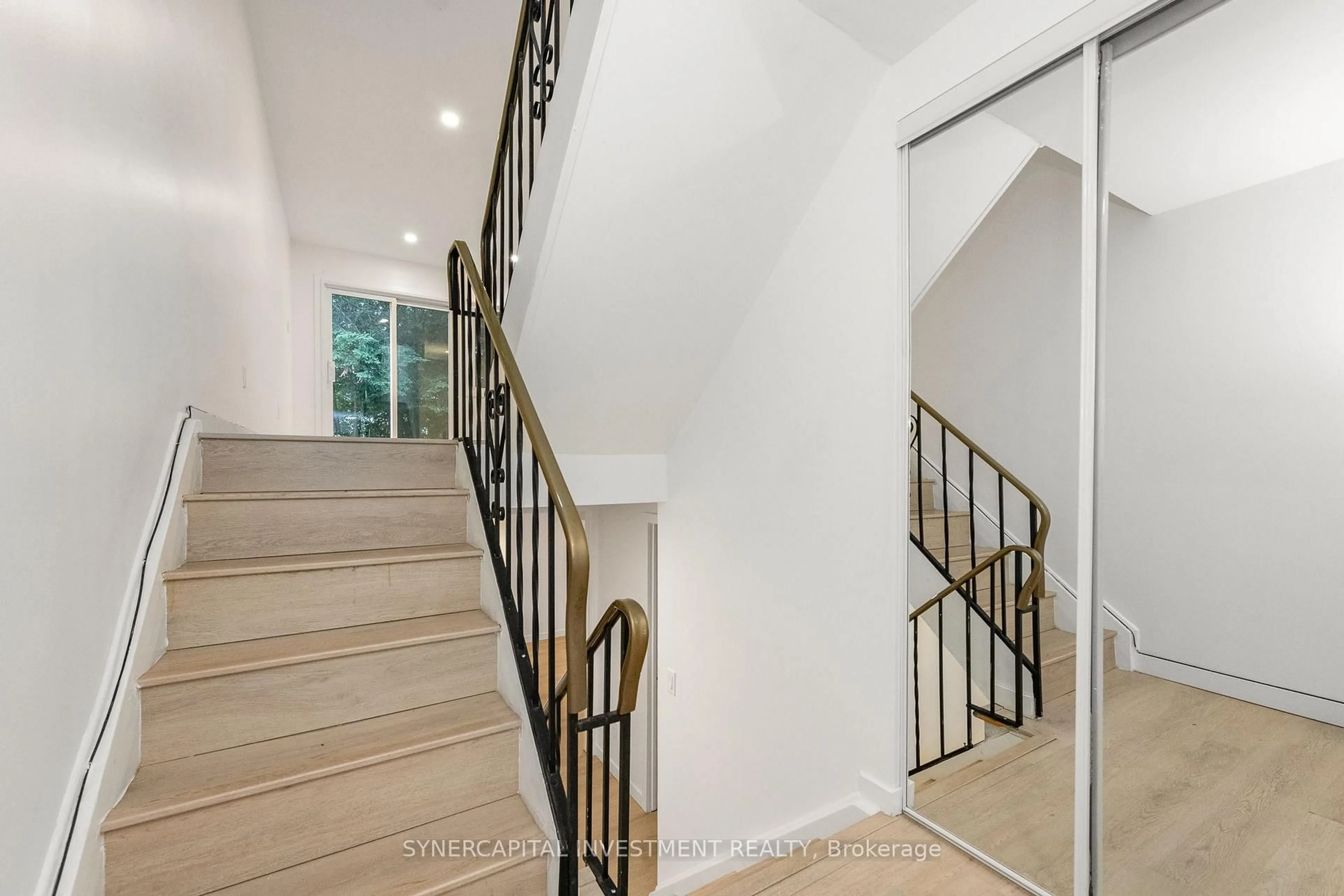 Unknown for 50 Tybalt Cres, Ottawa Ontario K2H 8J5