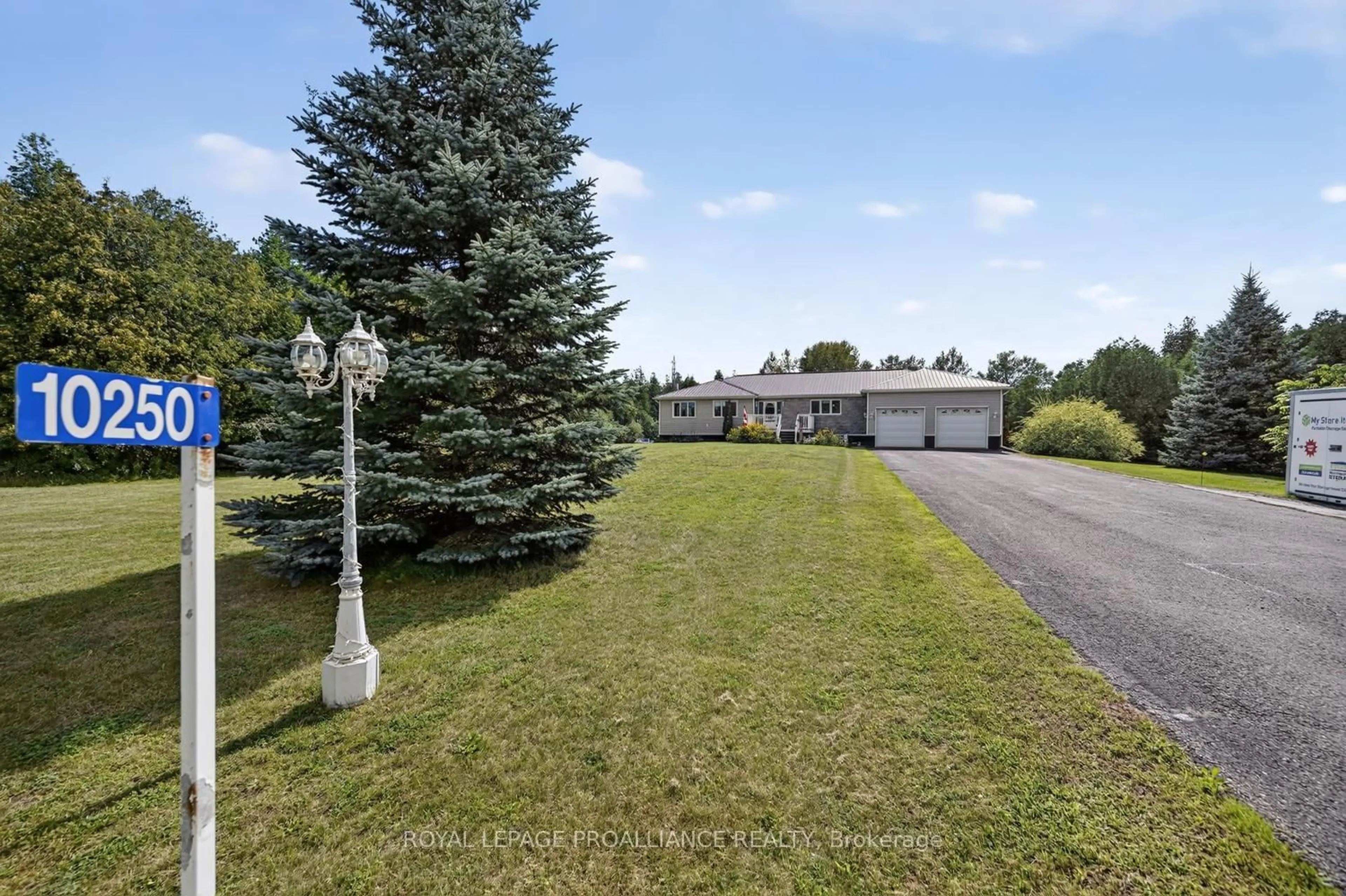 A pic from outside/outdoor area/front of a property/back of a property/a pic from drone, unknown for 10250 County Road 15 Rd, Augusta Ontario K0G 1R0