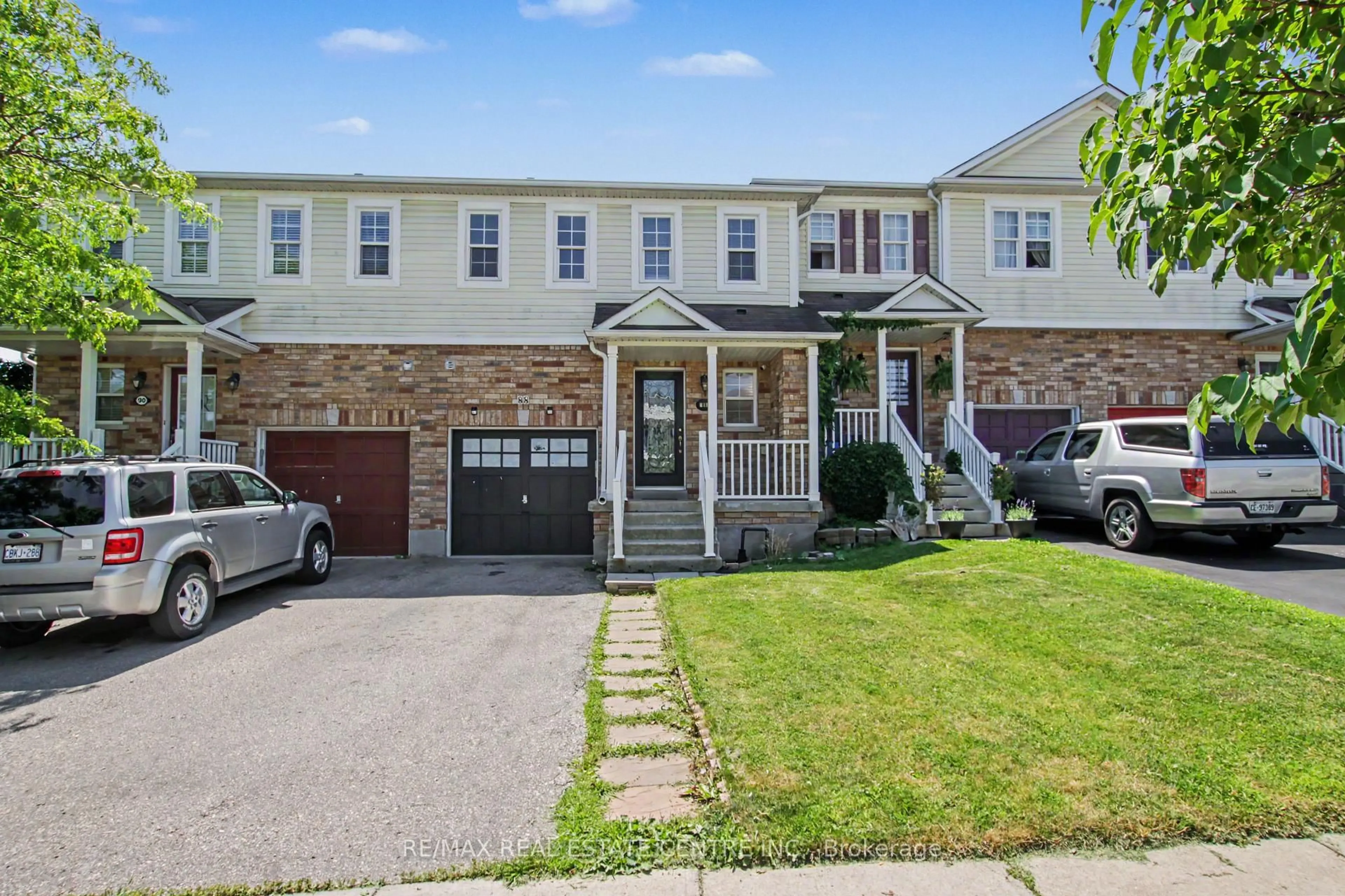 Unknown for 88 Bloomington Dr, Cambridge Ontario N1P 1J5