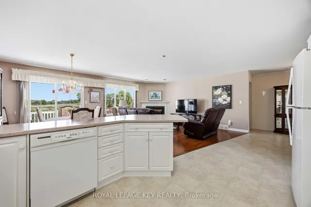 5700 BLACKWELL Sdrd #71, Sarnia 1