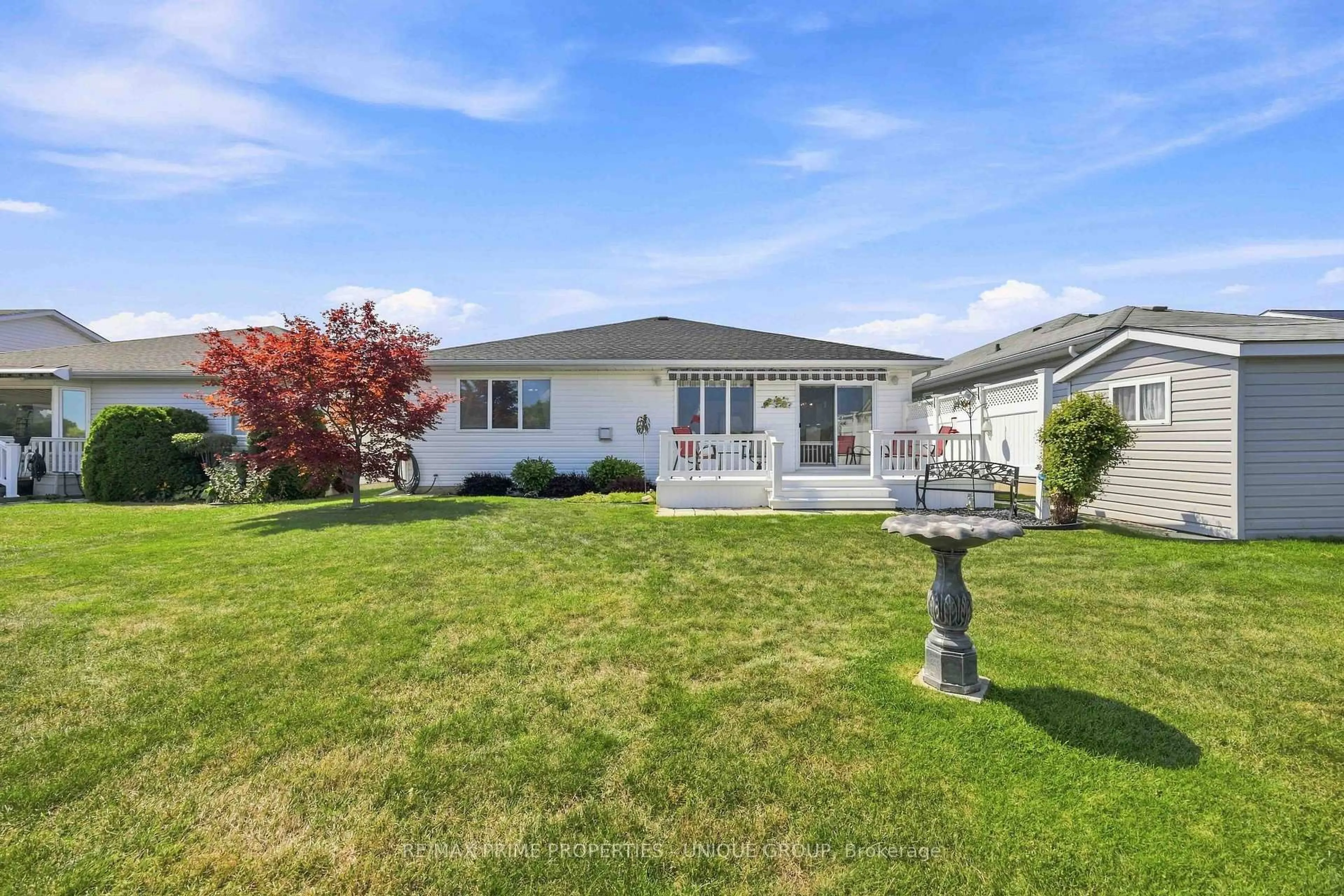 Home with vinyl exterior material, unknown for 5700 BLACKWELL Sdrd #71, Sarnia Ontario N7B 1B7