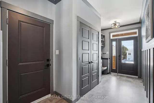 100 Pendleton St, Champlain 5