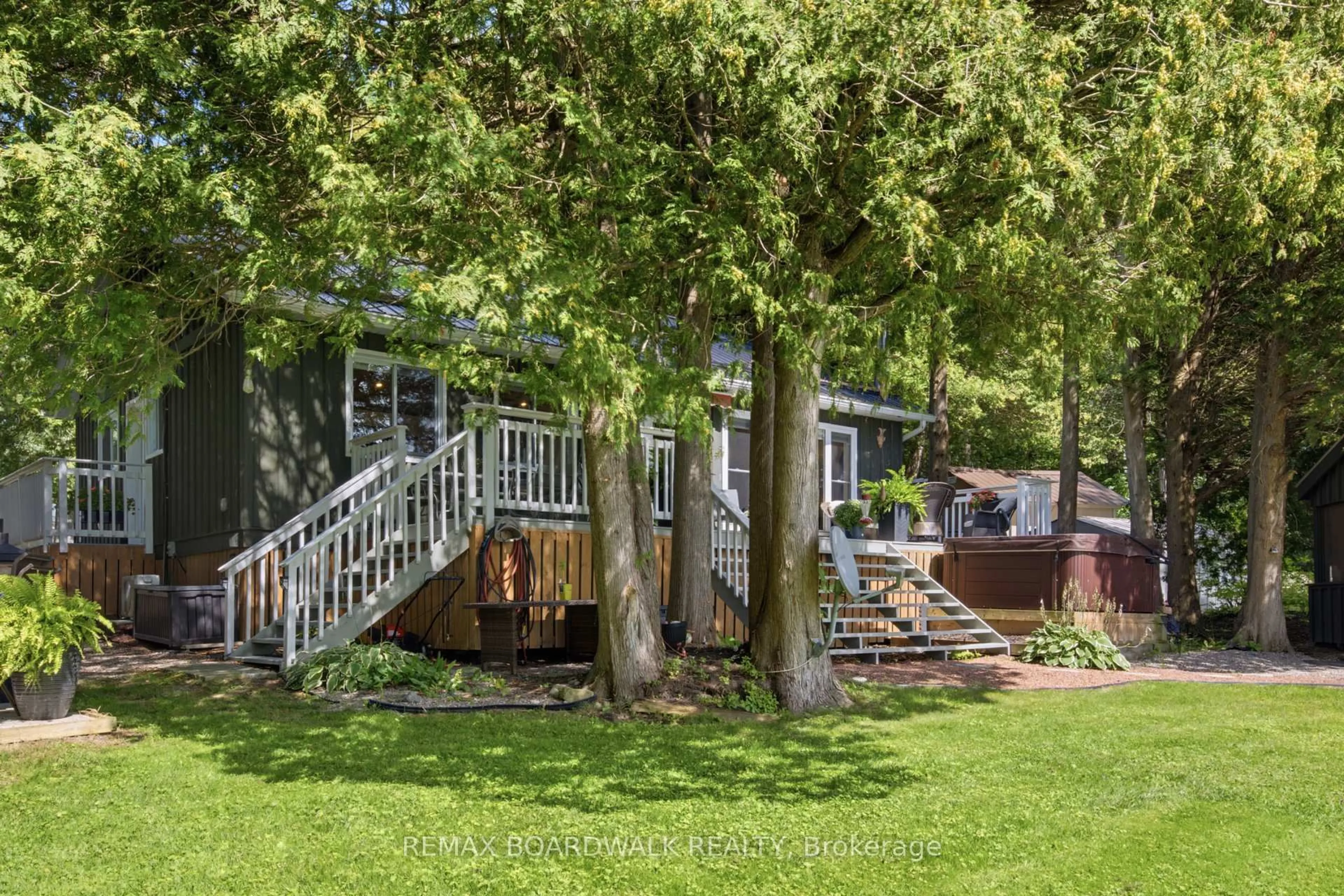 Patio, unknown for 180 Pilgrim Lane, Rideau Lakes Ontario K0E 1G0
