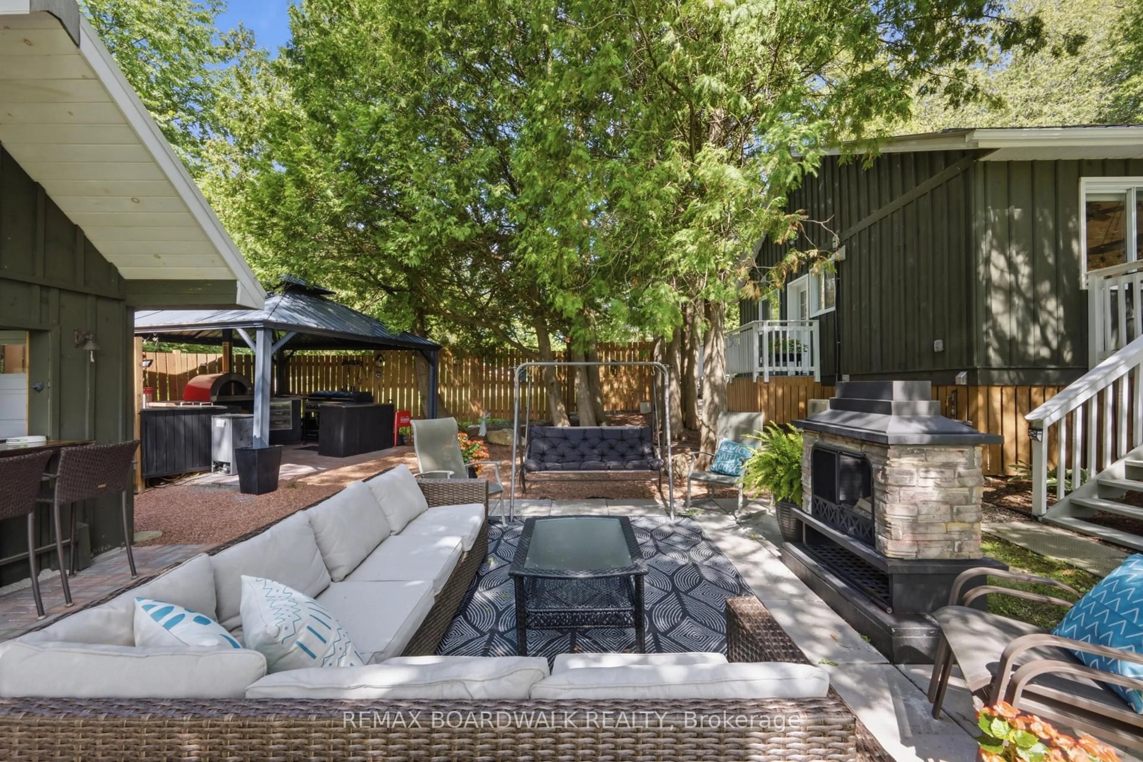 Patio, street for 180 Pilgrim Lane, Rideau Lakes Ontario K0E 1G0