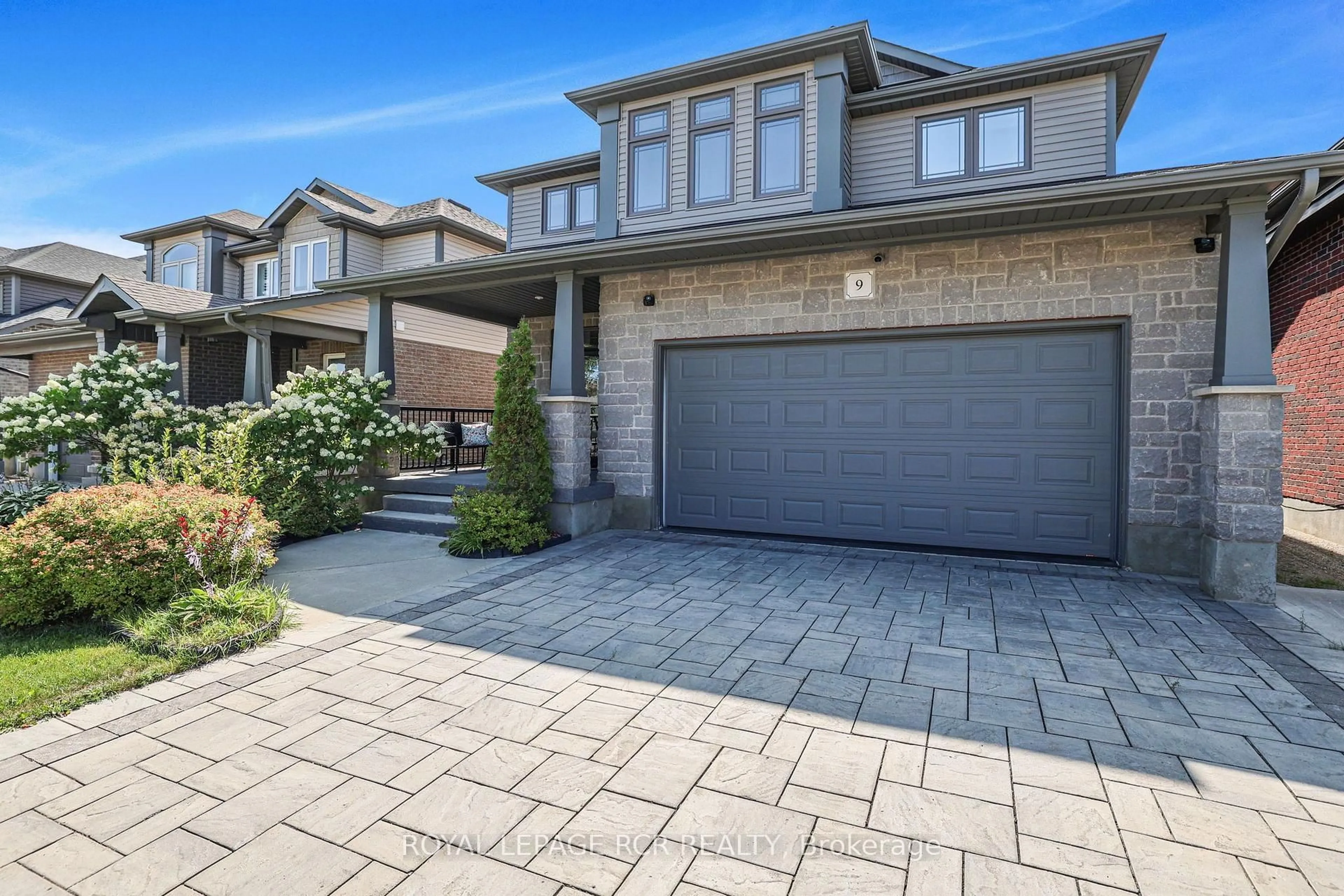 Home with brick exterior material, street for 9 Mcintyre Lane, East Luther Grand Valley Ontario L9W 6T9