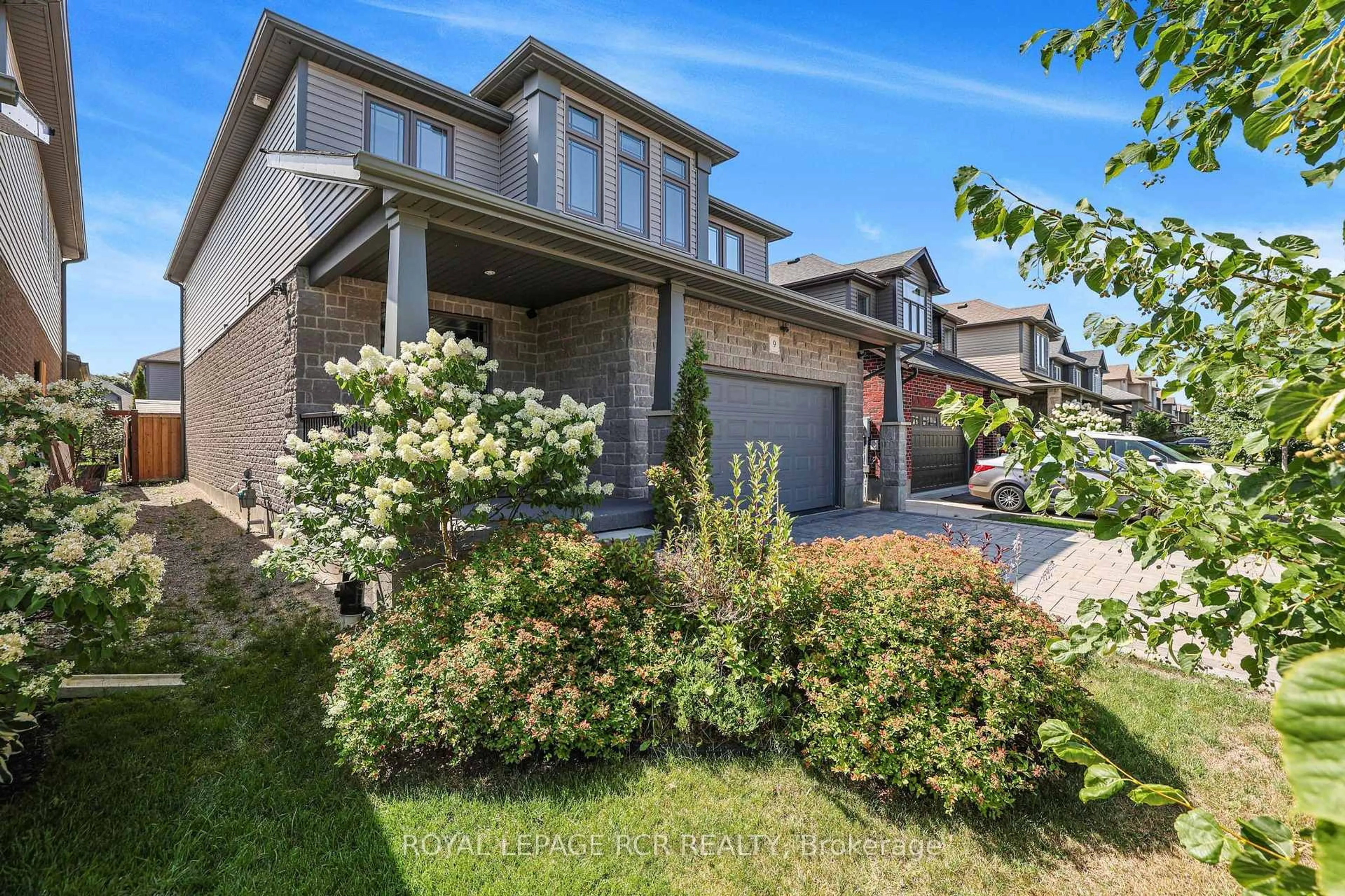 Home with brick exterior material, street for 9 Mcintyre Lane, East Luther Grand Valley Ontario L9W 6T9