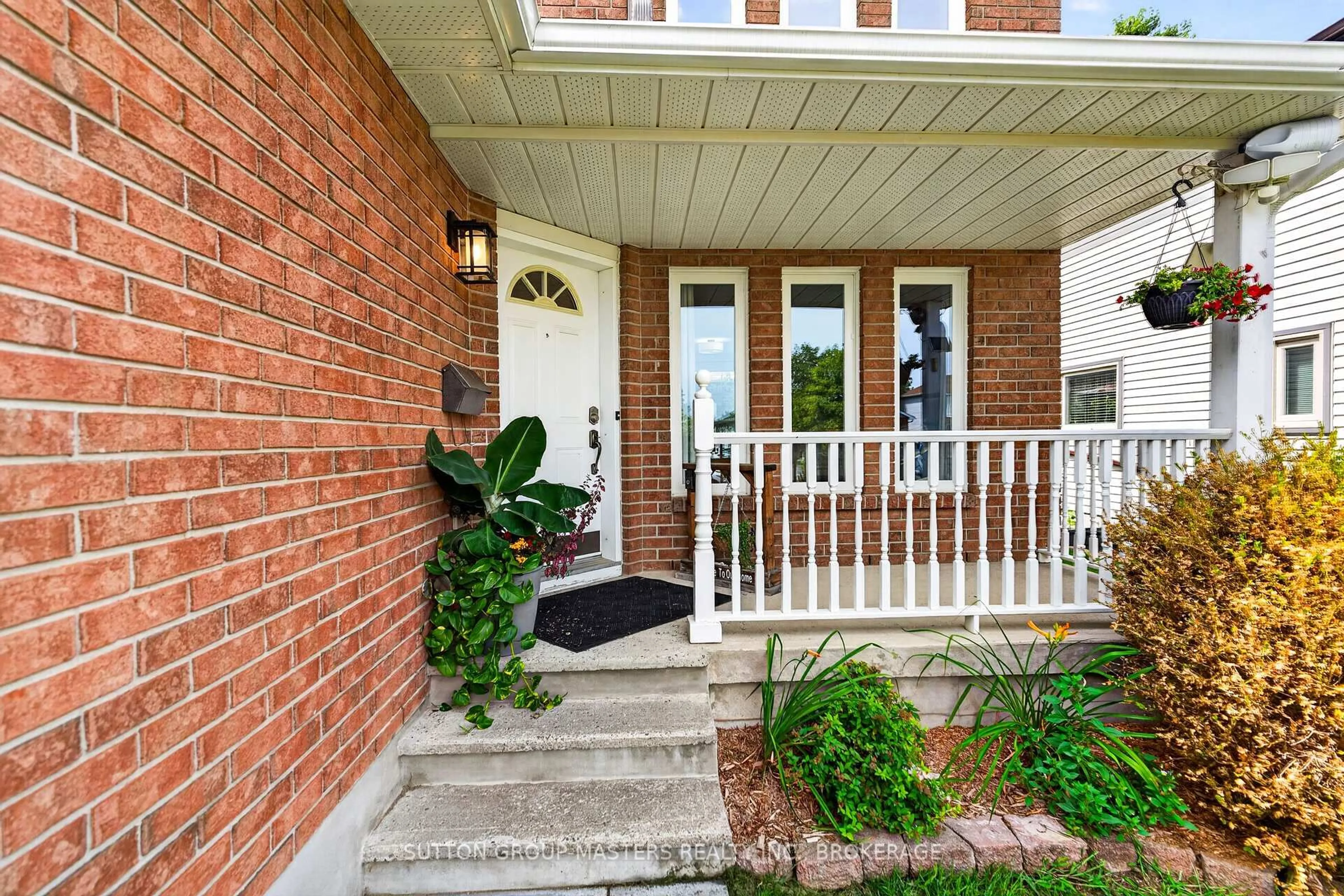 Unknown for 473 Evangeline Ave, Kingston Ontario K7M 8V7