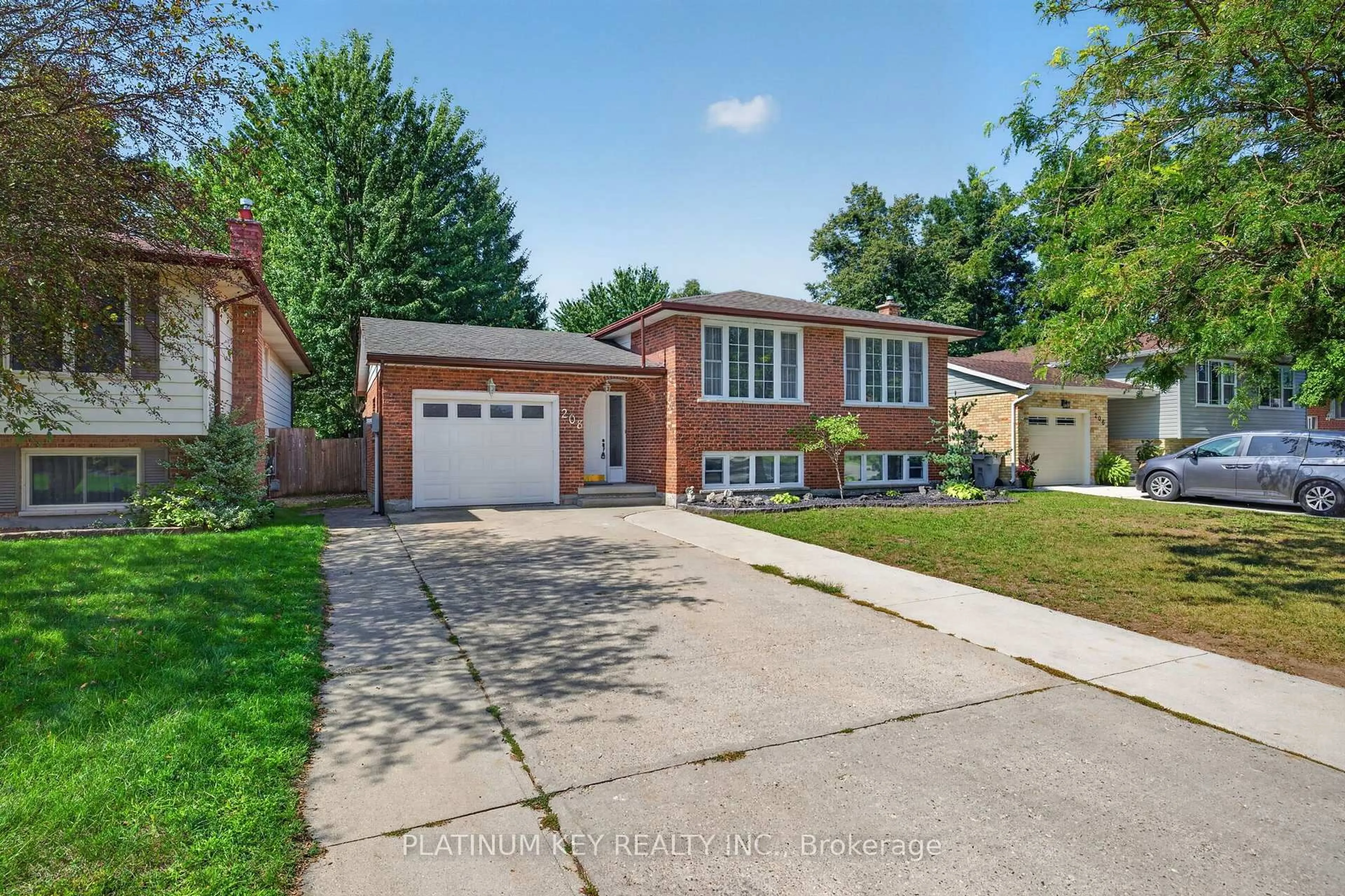 Home with brick exterior material, street for 208 Southfield Dr, Strathroy-Caradoc Ontario N7G 3V4