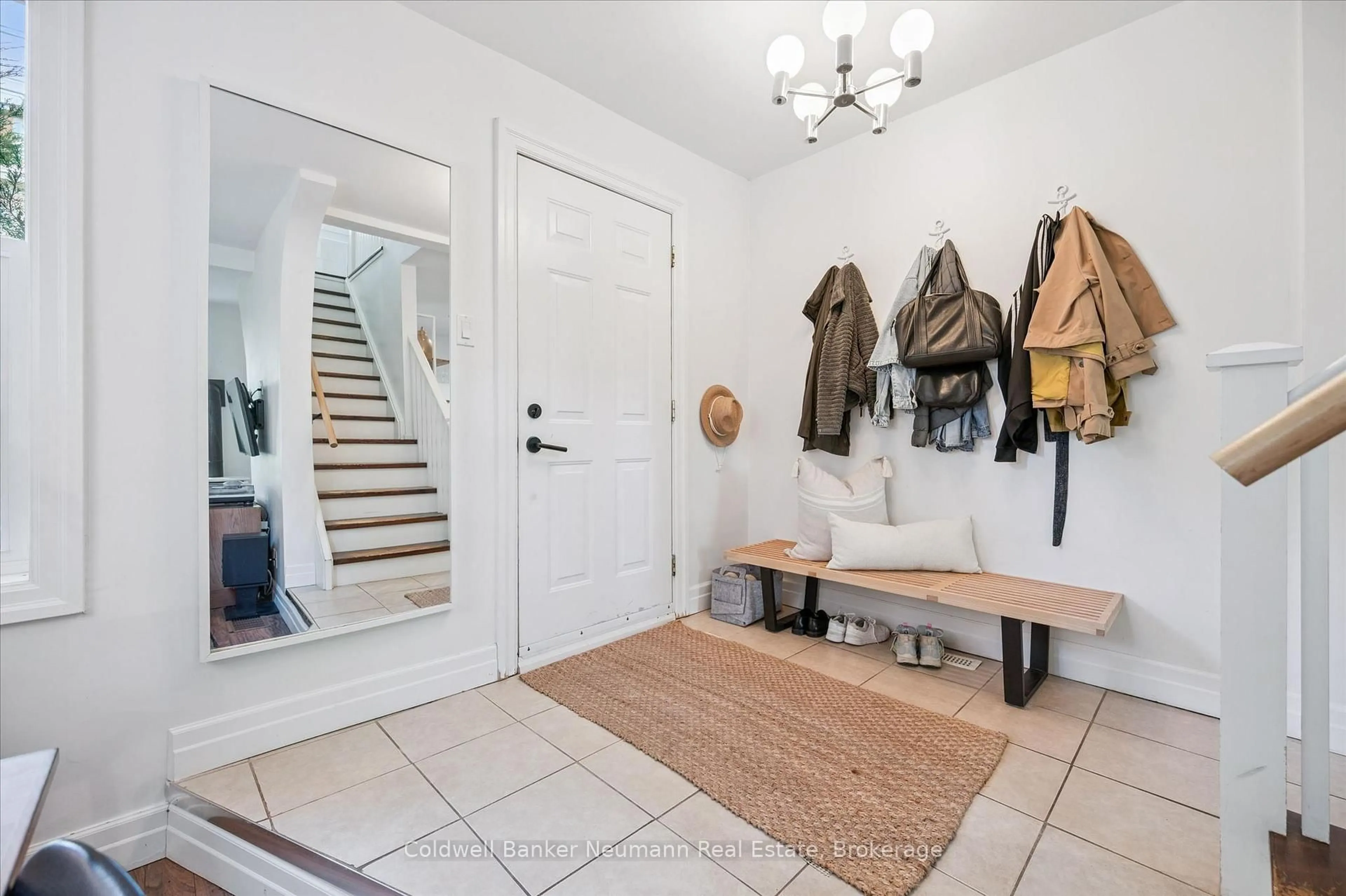 Indoor entryway for 67 Grove St, Guelph Ontario N1E 2W6