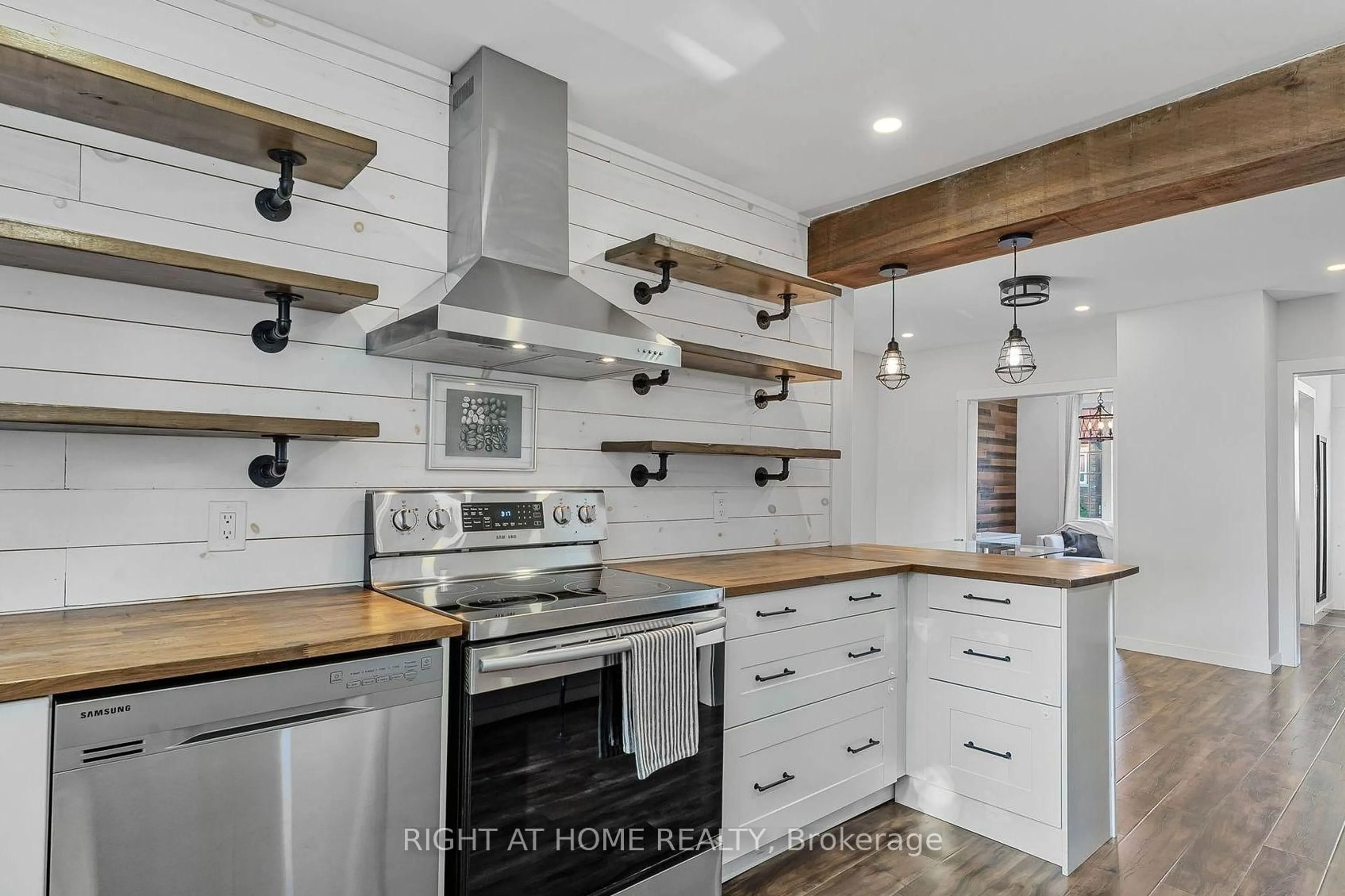 Open concept kitchen, unknown for 110 Cameron Ave, Hamilton Ontario L8H 4Z2