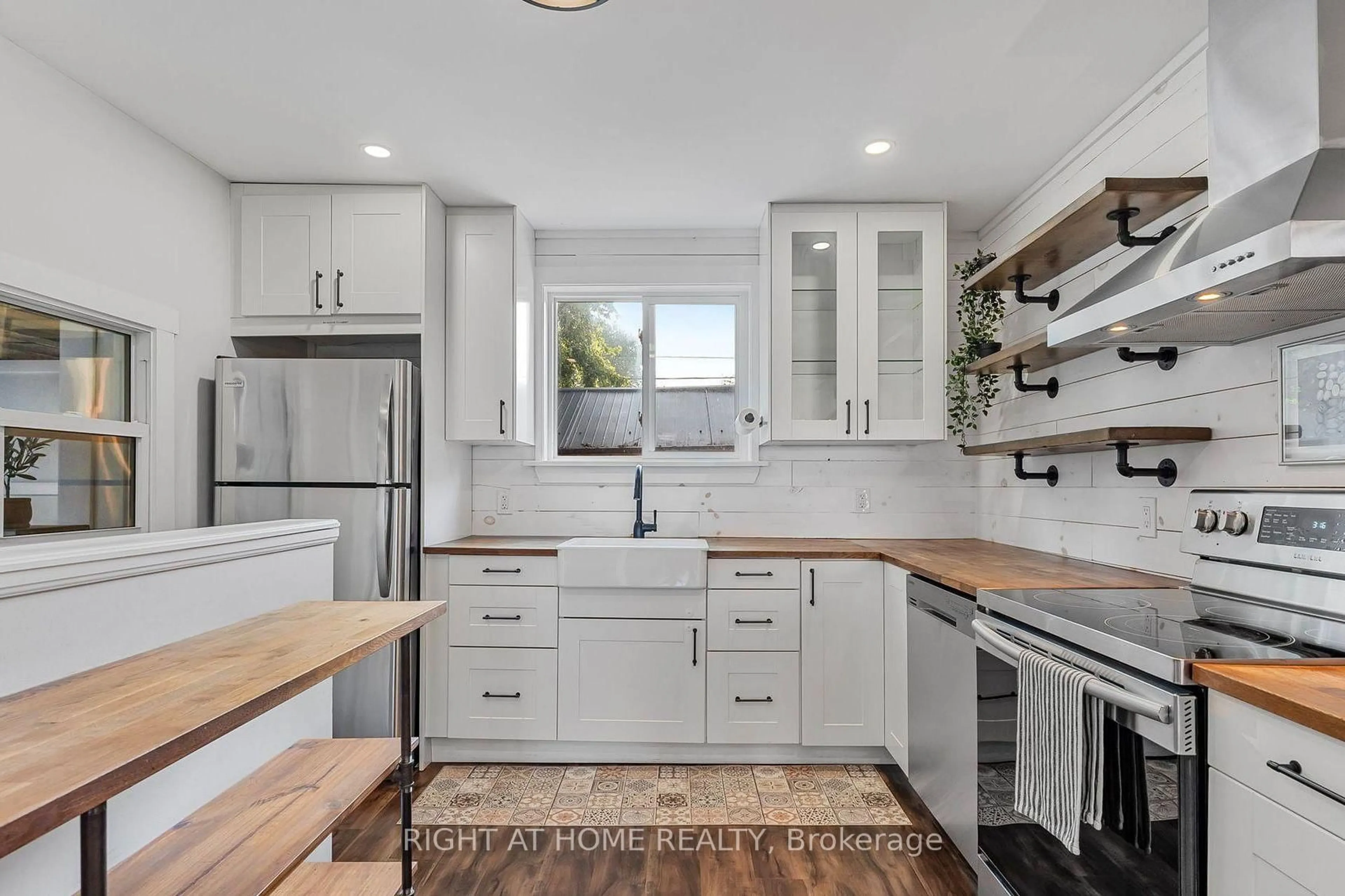 Open concept kitchen, unknown for 110 Cameron Ave, Hamilton Ontario L8H 4Z2