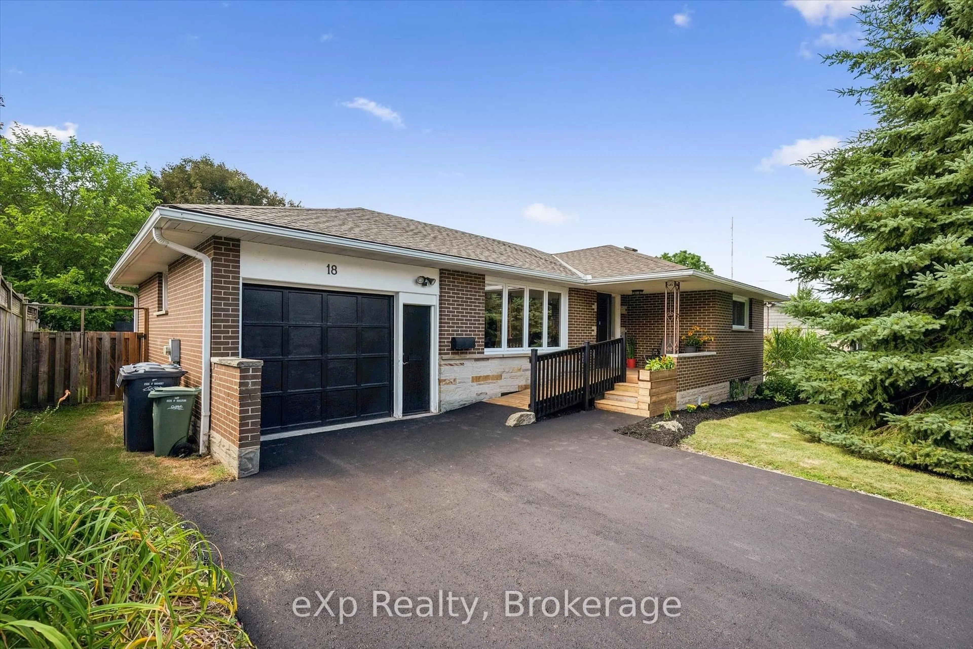 A pic from outside/outdoor area/front of a property/back of a property/a pic from drone, street for 18 Eleanor Crt, Guelph Ontario N1E 1S8