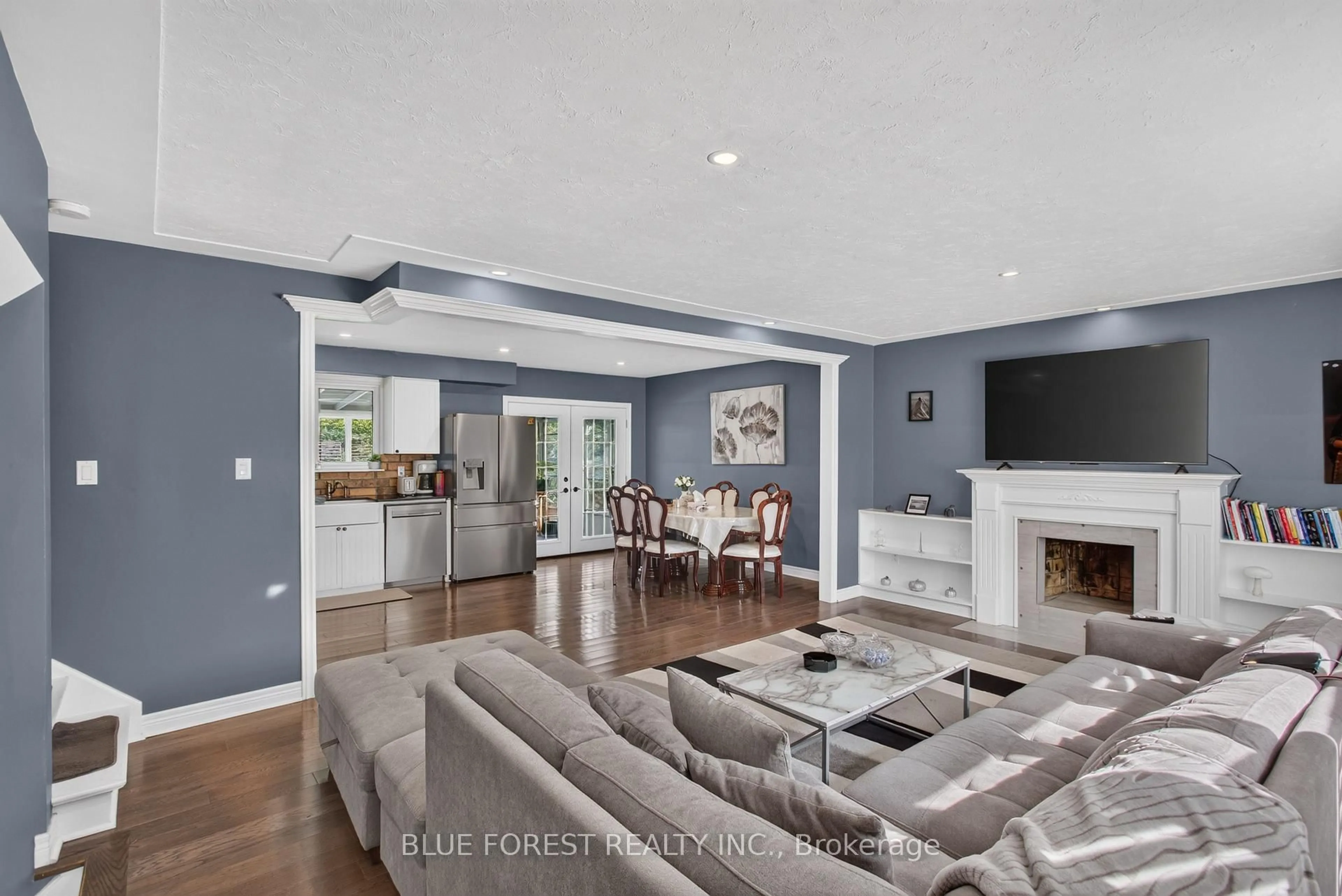 Unknown for 102 ODESSA Ave, London South Ontario N6J 2Z8