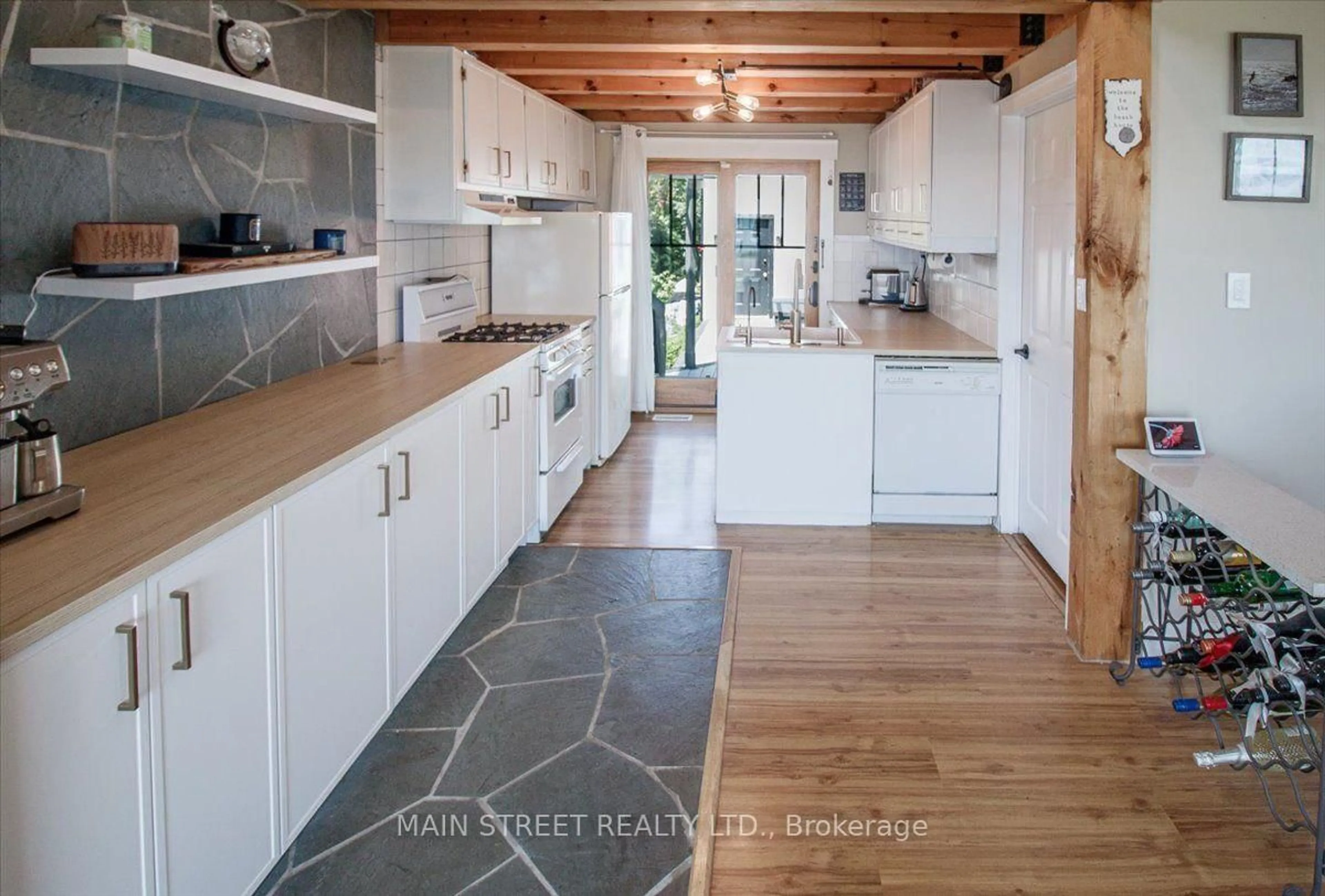 Open concept kitchen, ceramic/tile floor for 1275 Lakeshore Rd, Haldimand Ontario N0A 1P0