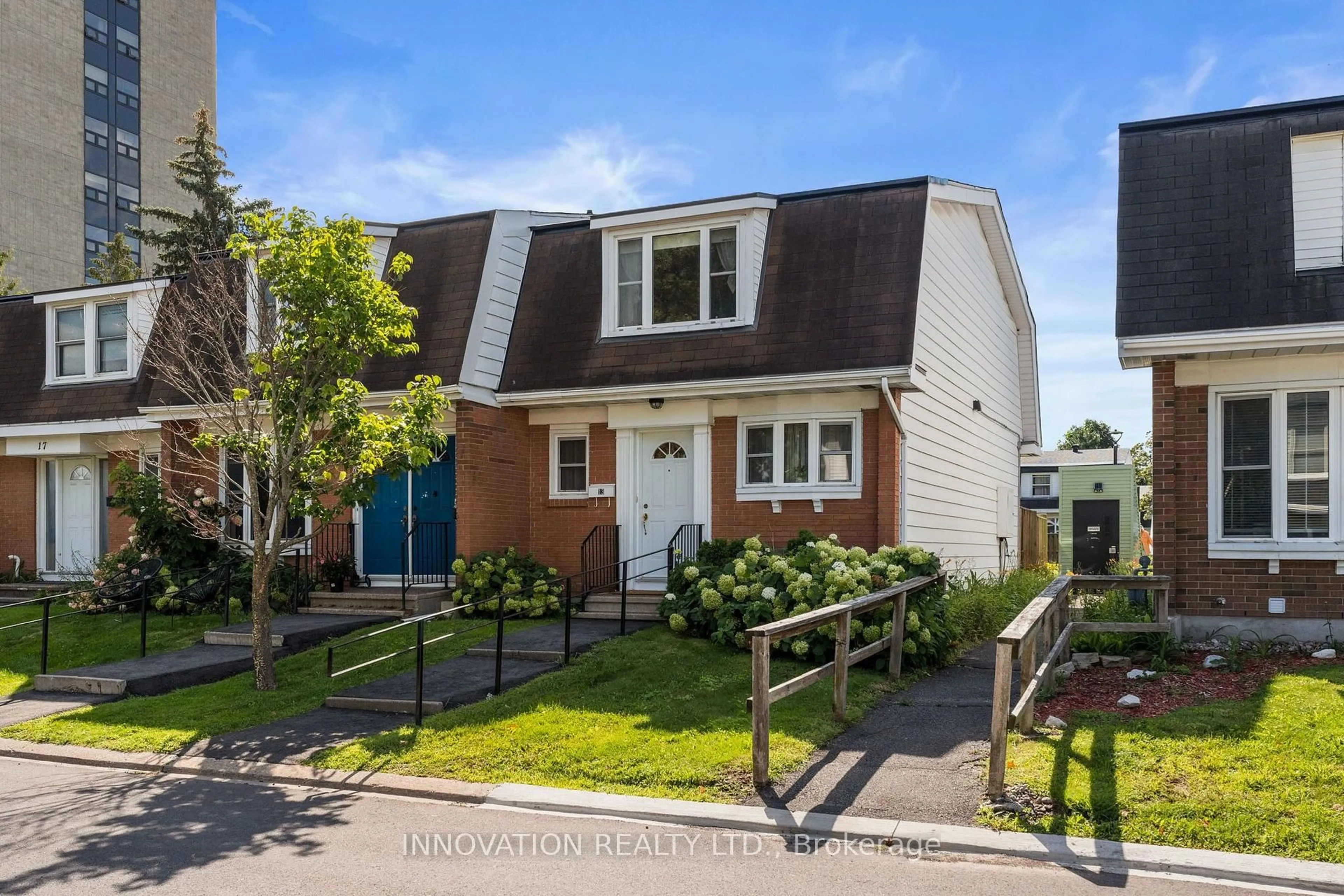Home with vinyl exterior material, street for 920 Dynes Rd #13, Ottawa Ontario K2C 0G8