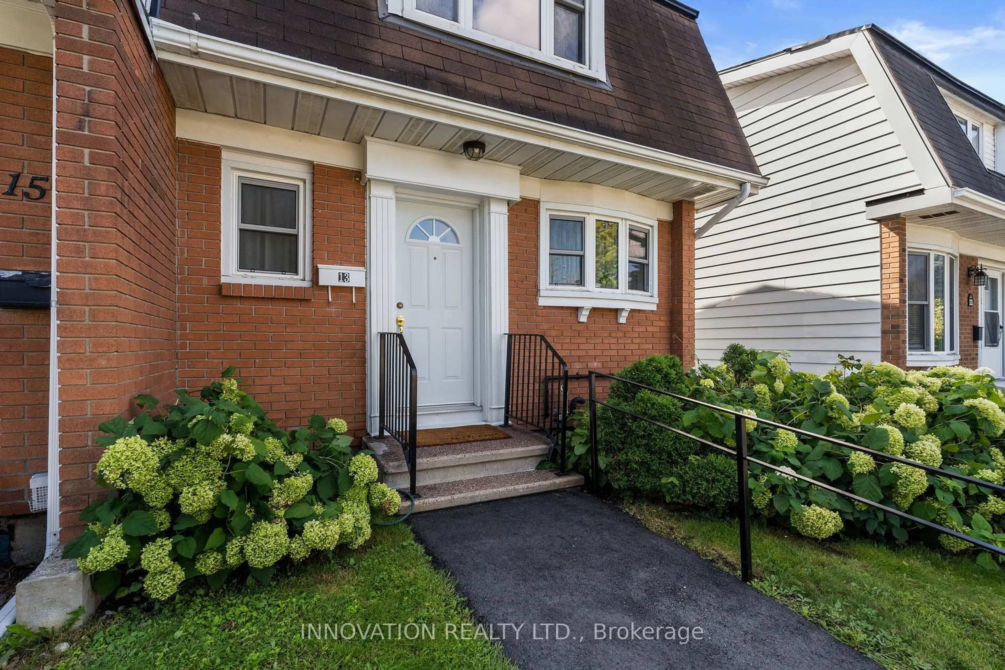 Unknown for 920 Dynes Rd #13, Ottawa Ontario K2C 0G8