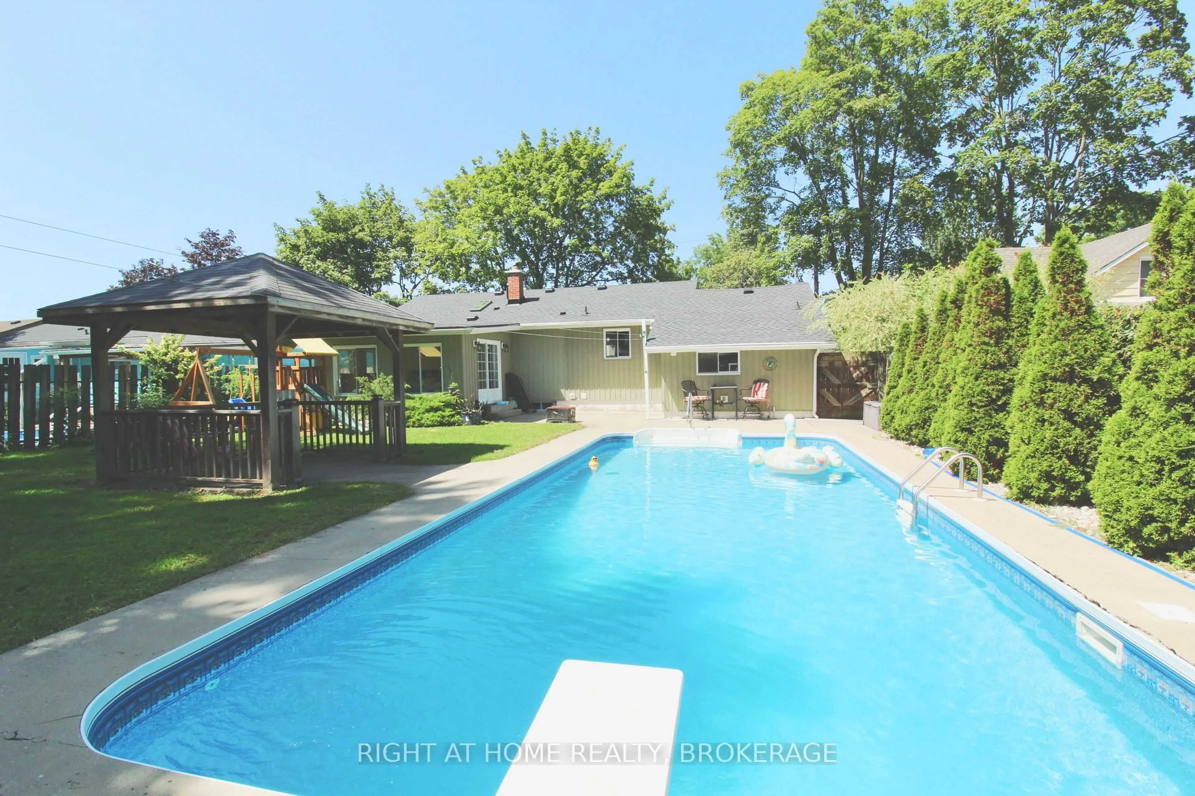 Pool for 711 JOHN St, Haldimand Ontario N1A 2R4