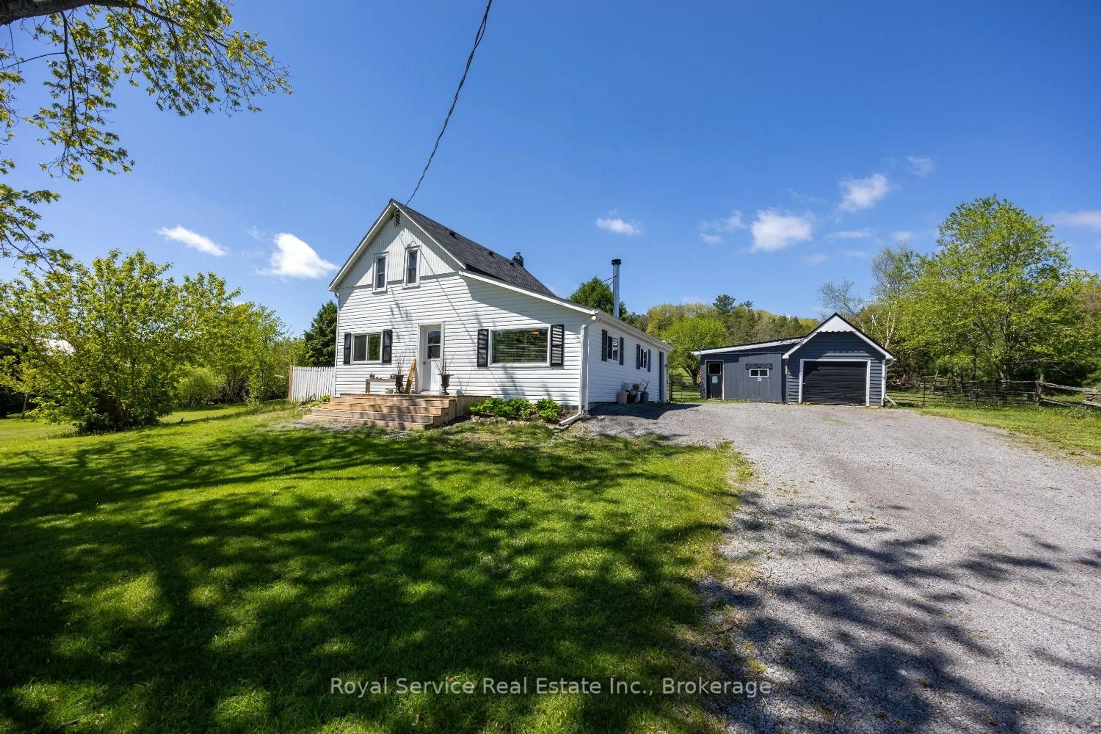 A pic from outside/outdoor area/front of a property/back of a property/a pic from drone, street for 168 Elder Rd, Alnwick/Haldimand Ontario K0K 2X0