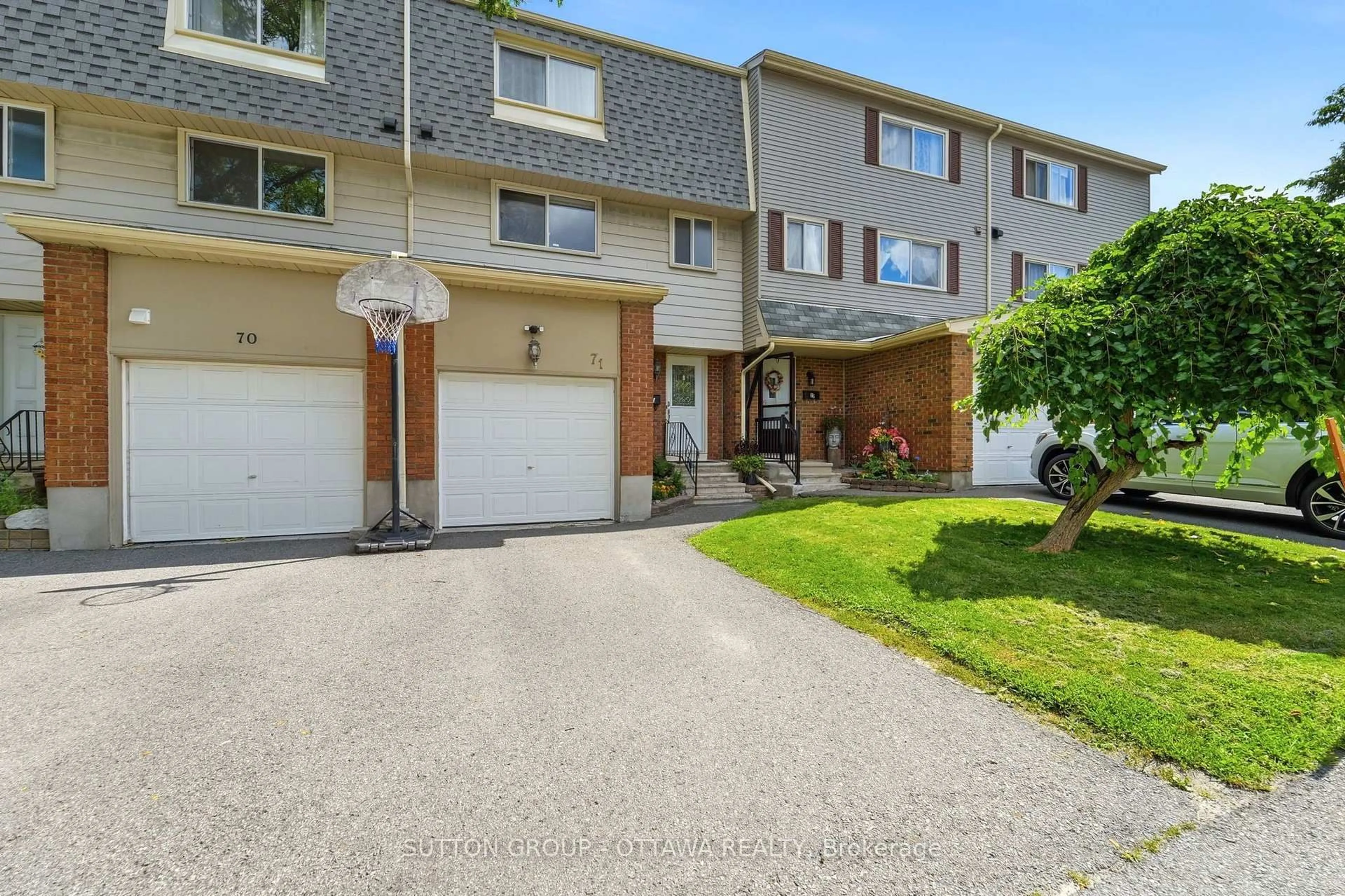 Unknown for 2415 Southvale Cres #71, Ottawa Ontario K1B 4V1
