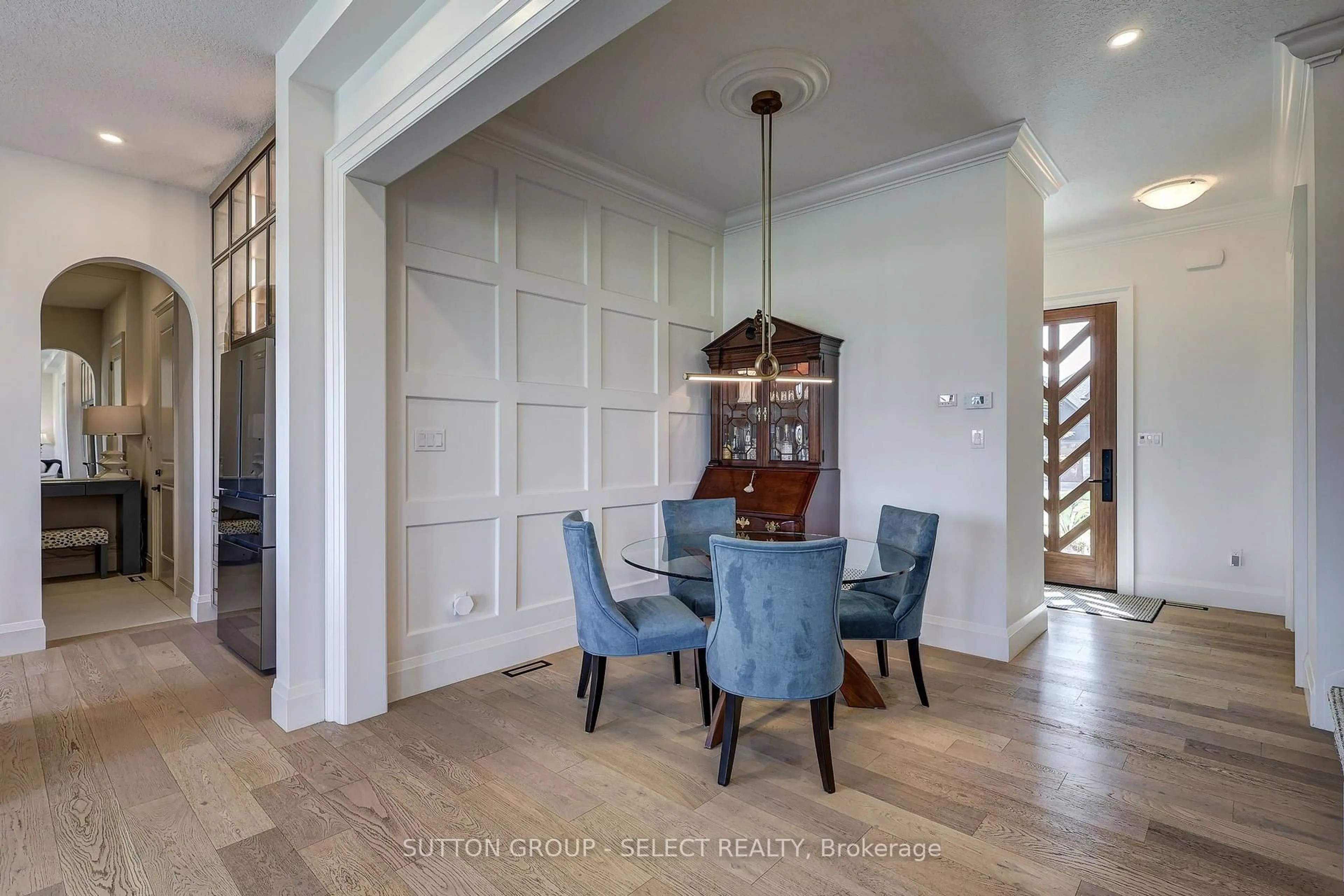 Dining room, unknown for 239 Foxborough Pl, Thames Centre Ontario N0M 2P0