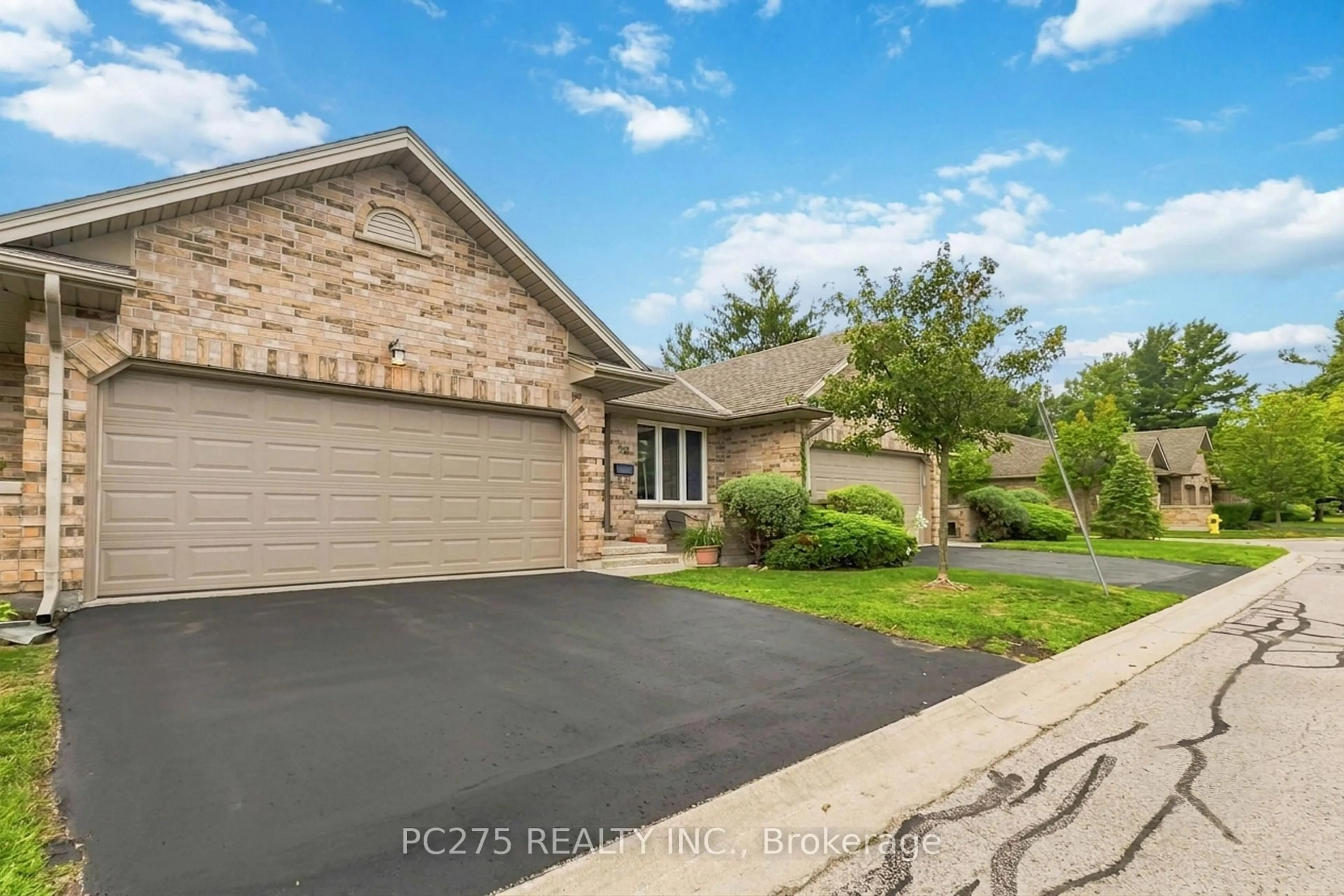 A pic from outside/outdoor area/front of a property/back of a property/a pic from drone, street for 1241 Beaverbrook Ave #72, London North Ontario N6H 5P1