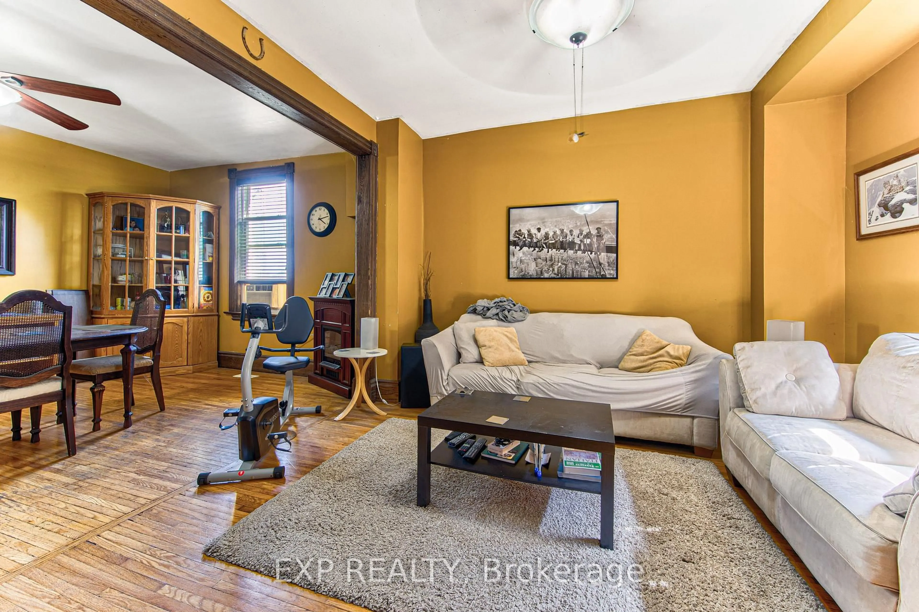 Living room with furniture, unknown for 153 Fountain St, Cambridge Ontario N3H 1H7