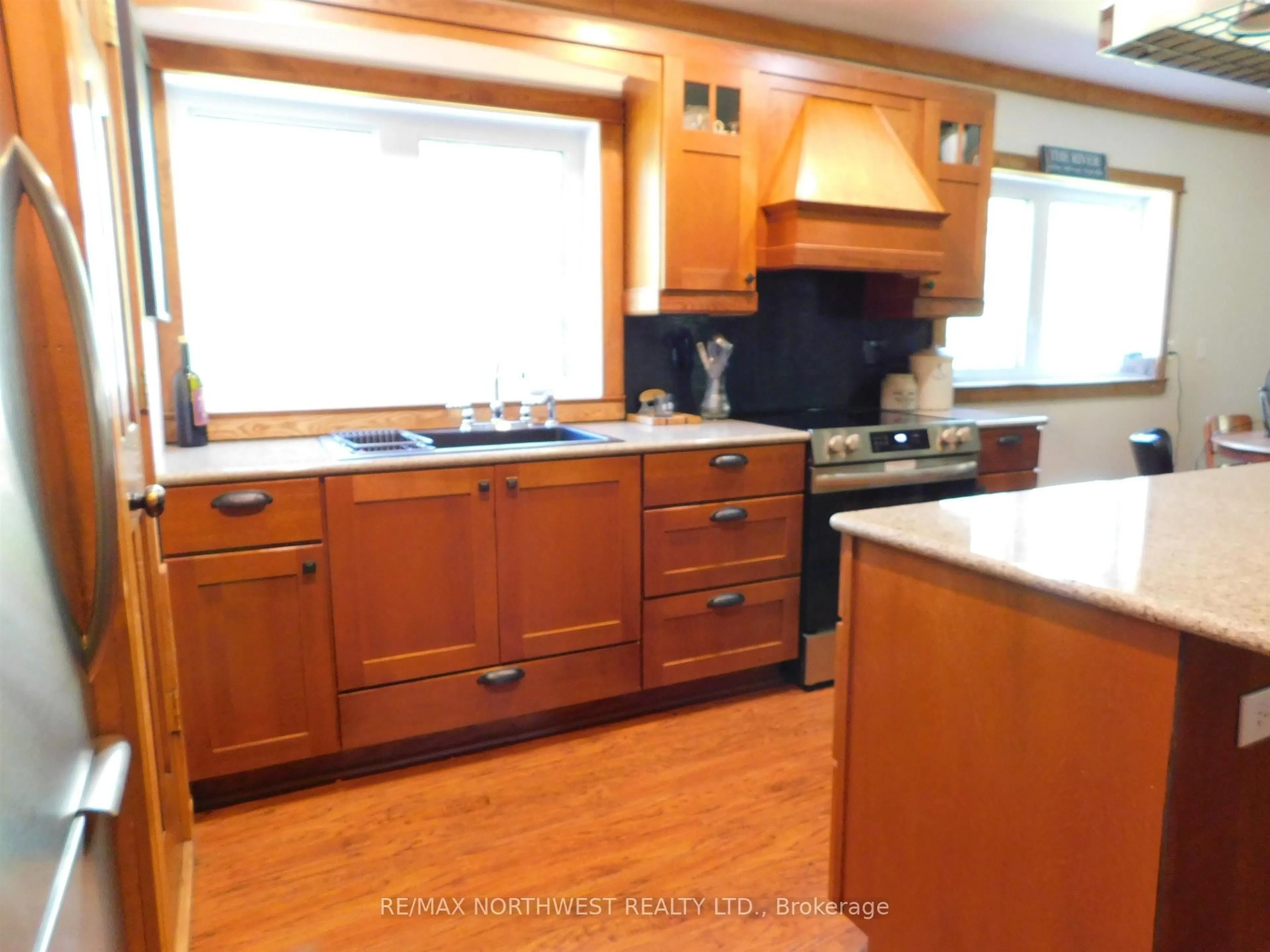 Standard kitchen, wood/laminate floor for 331 Townline Rd, Machin Ontario P0V 1S0